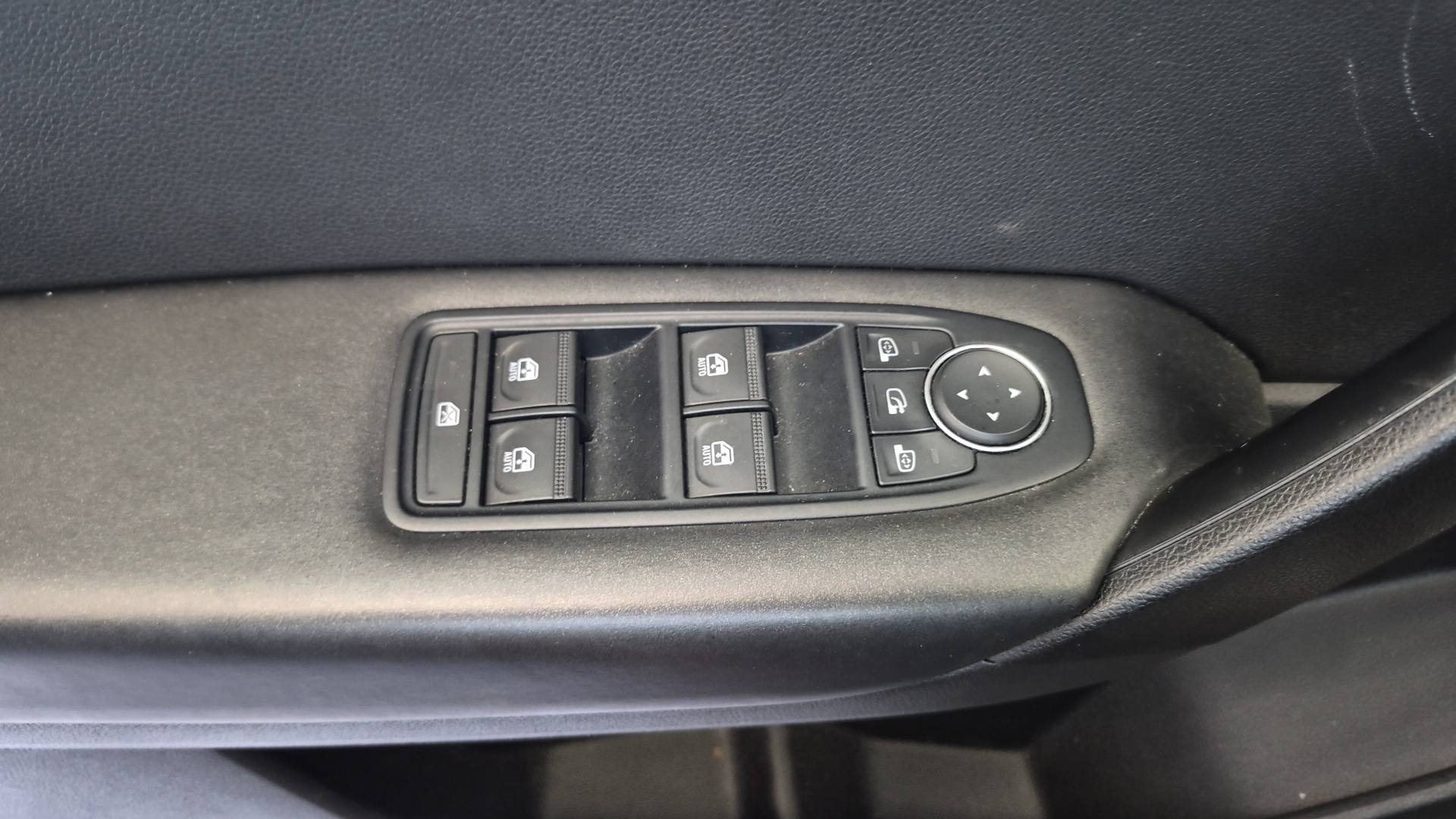 RENAULT CAPTUR TCe 100 GPL - 21 Business