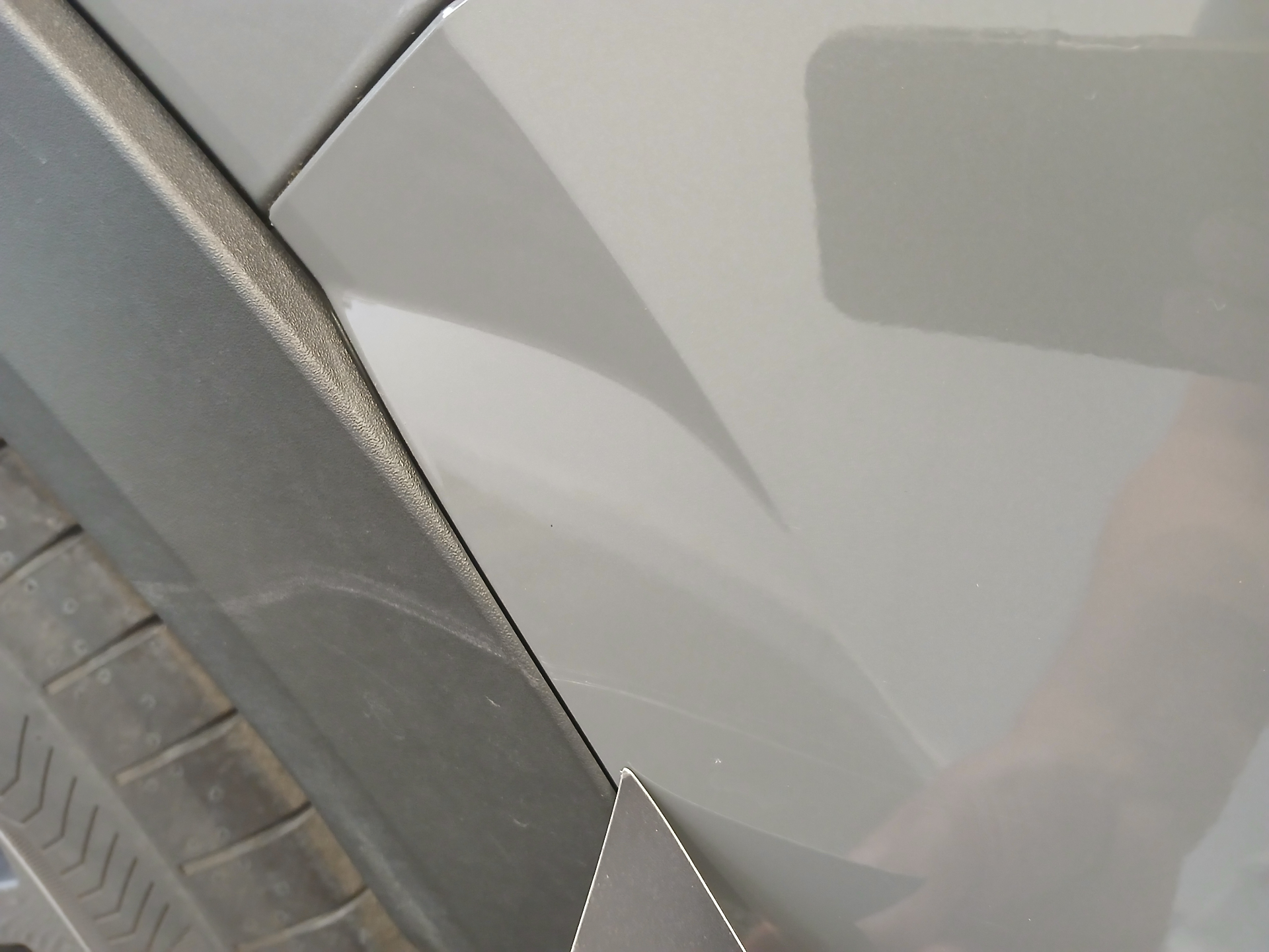 PEUGEOT 408 Hybrid 145 e-DCS6 Allure — expertise