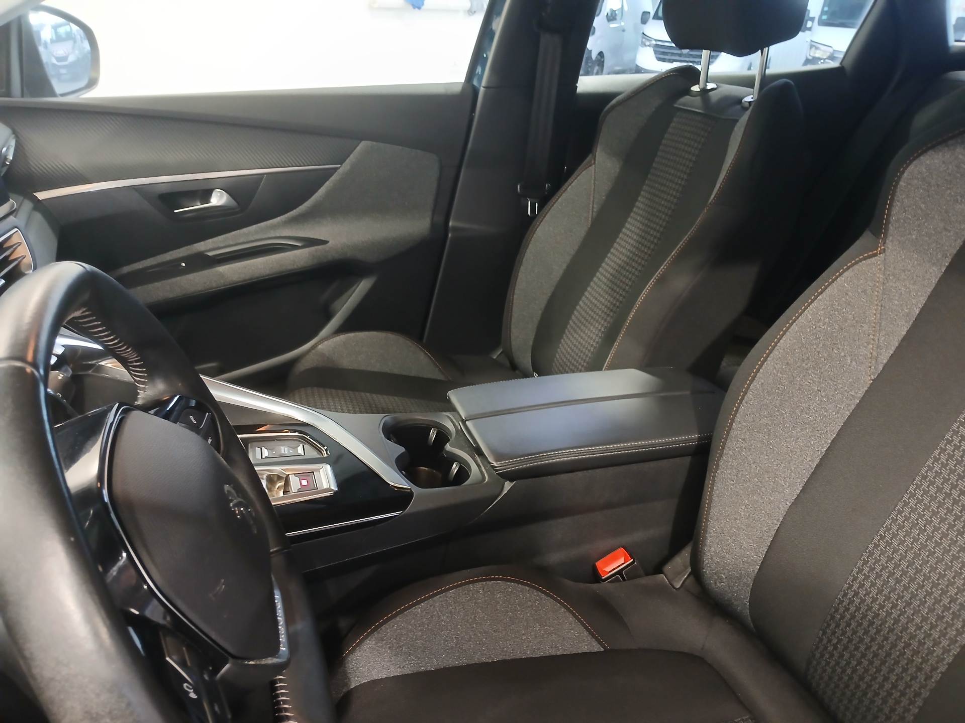 PEUGEOT 3008 1.5 BlueHDi 130ch S&S Active Pack EAT8