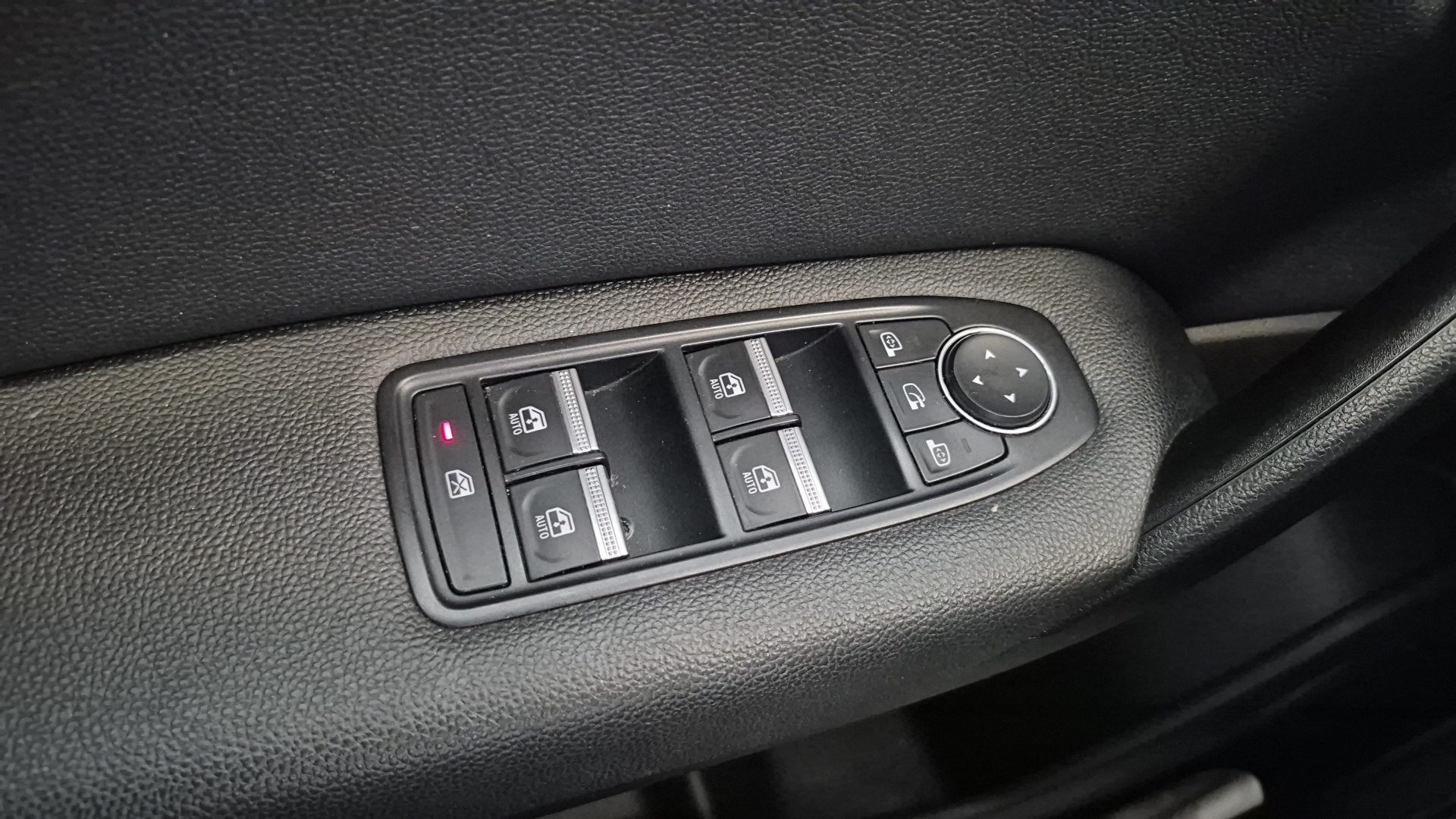 RENAULT CAPTUR E-Tech Plug-in 160 Intens