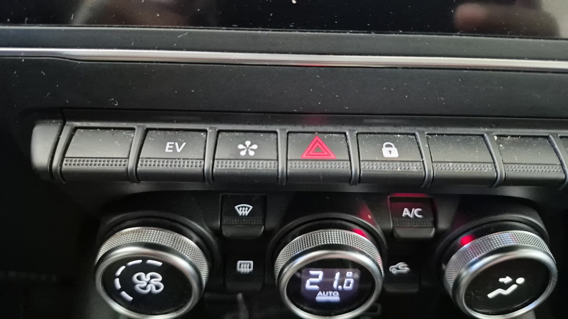 RENAULT CAPTUR E-Tech Plug-in 160 Intens