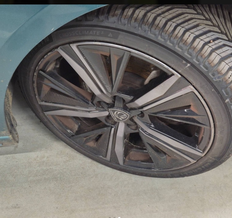 PEUGEOT 308 SW BlueHDi 130ch S&S EAT8 GT — expertise