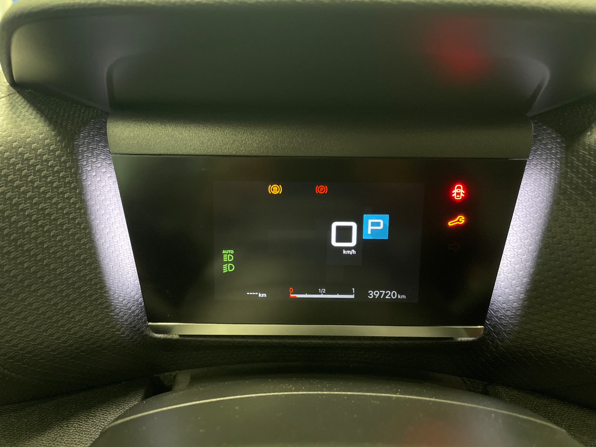 CITROEN C4 BlueHDi 130 EAT8 Max — expertise
