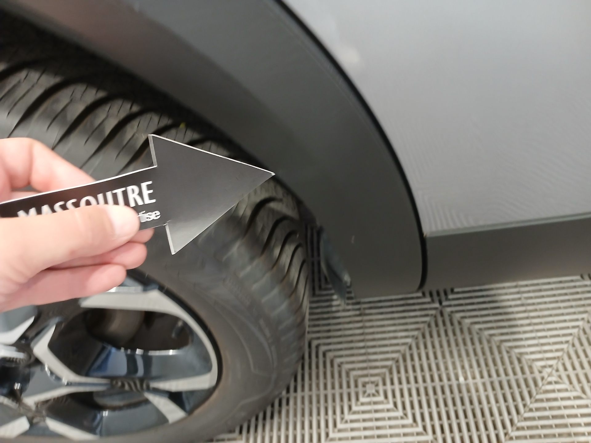 CITROEN C5 AIRCROSS HYB 136 CH BOITE AUTO SHINE — expertise