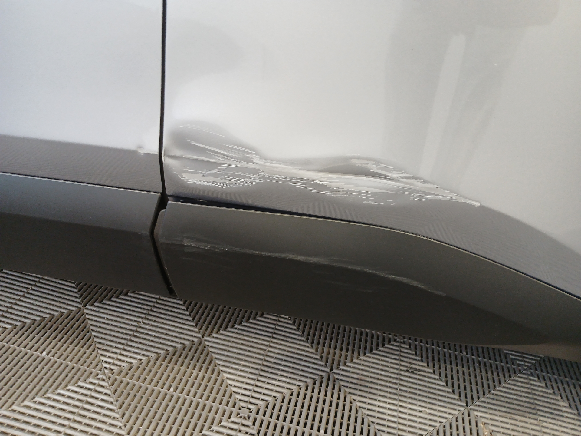 CITROEN C4 BlueHDi 130ch EAT8 MAX — expertise