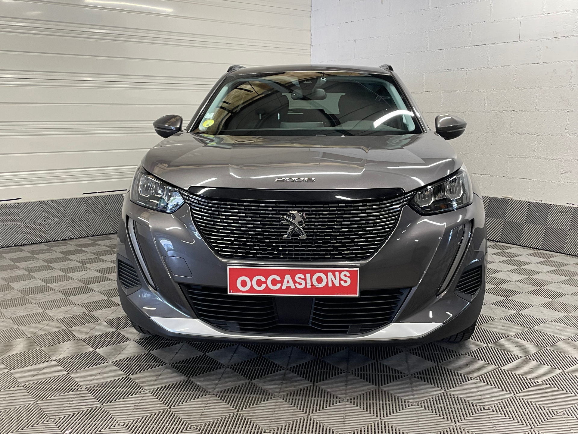 PEUGEOT 2008 BlueHDi 130 S&S EAT8 Allure