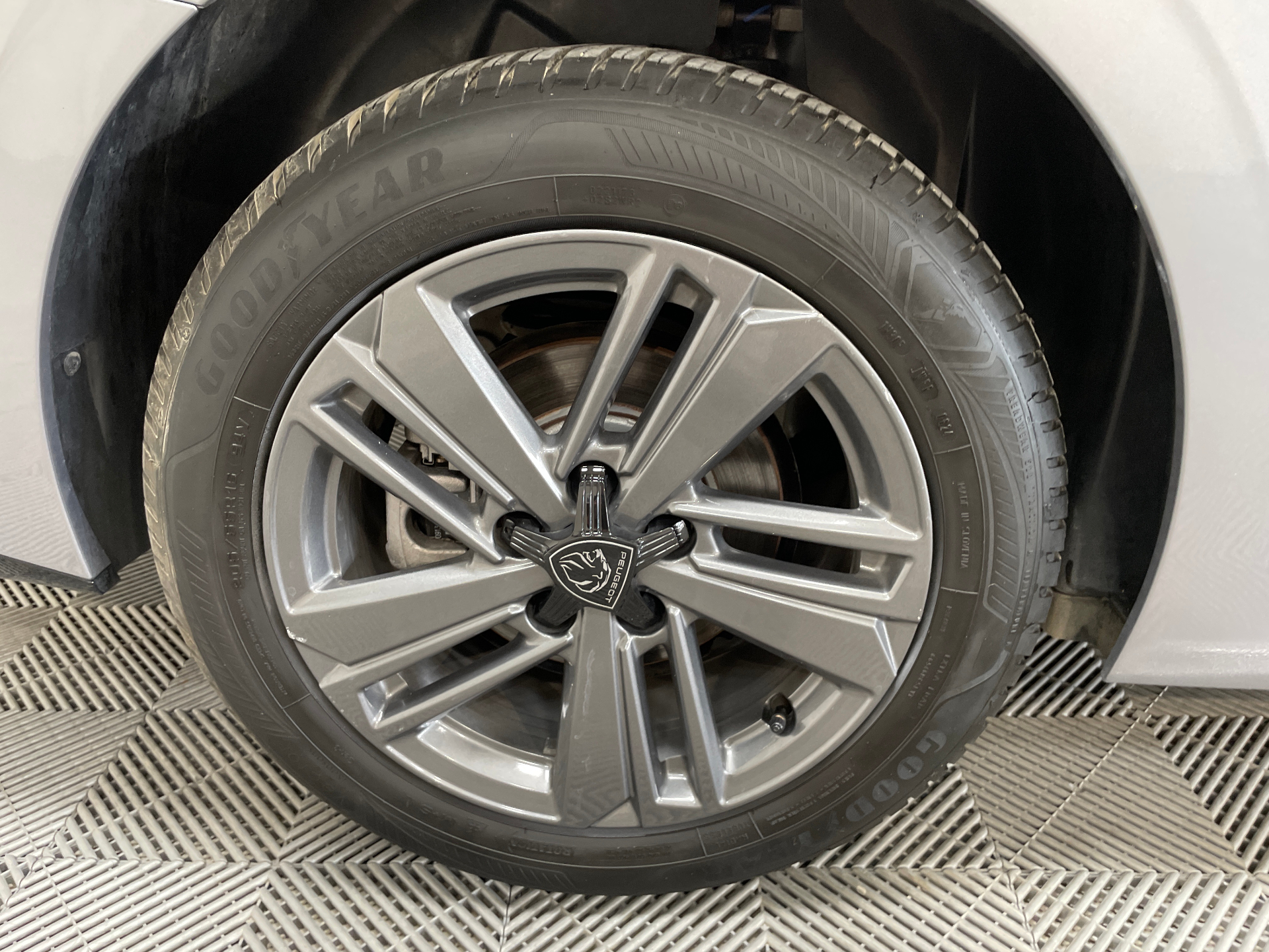 PEUGEOT 308 SW PureTech 130ch S&S EAT8 Allure — expertise