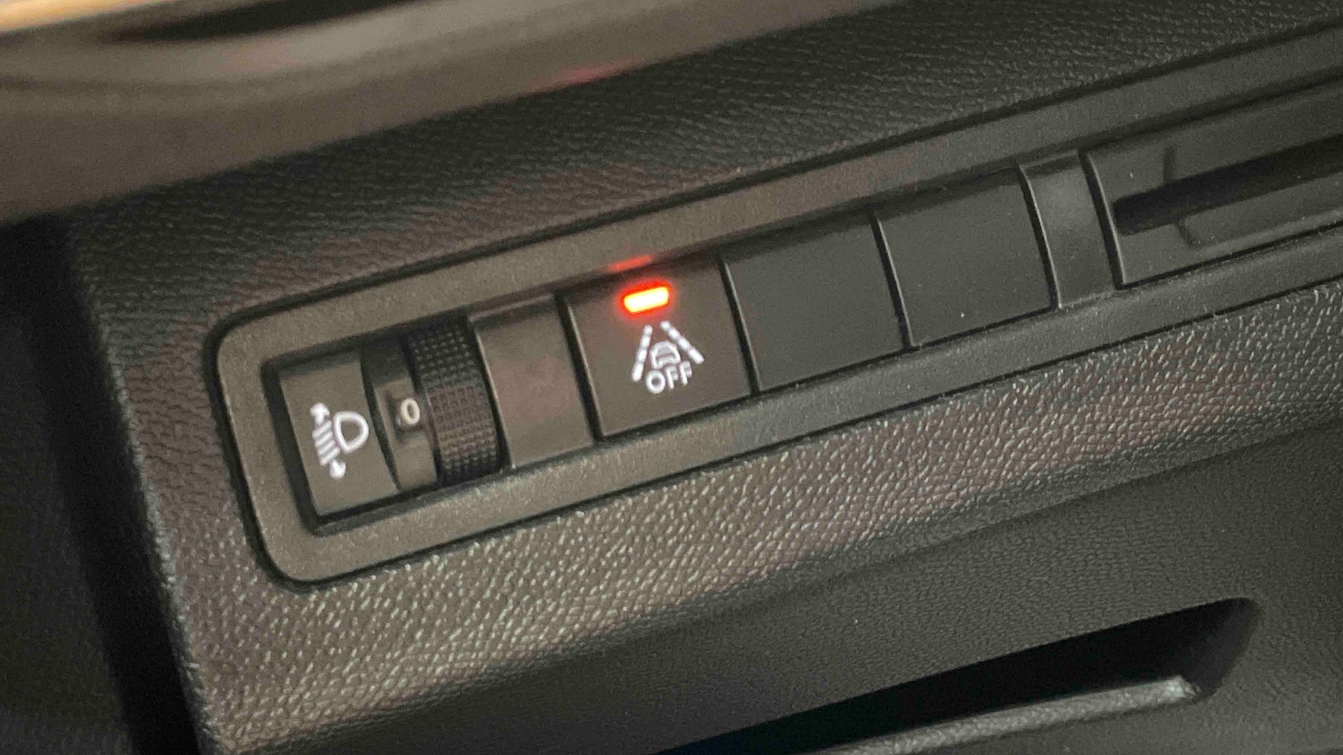 PEUGEOT 3008 PureTech 130ch S&S BVM6 Allure Pack - 5P