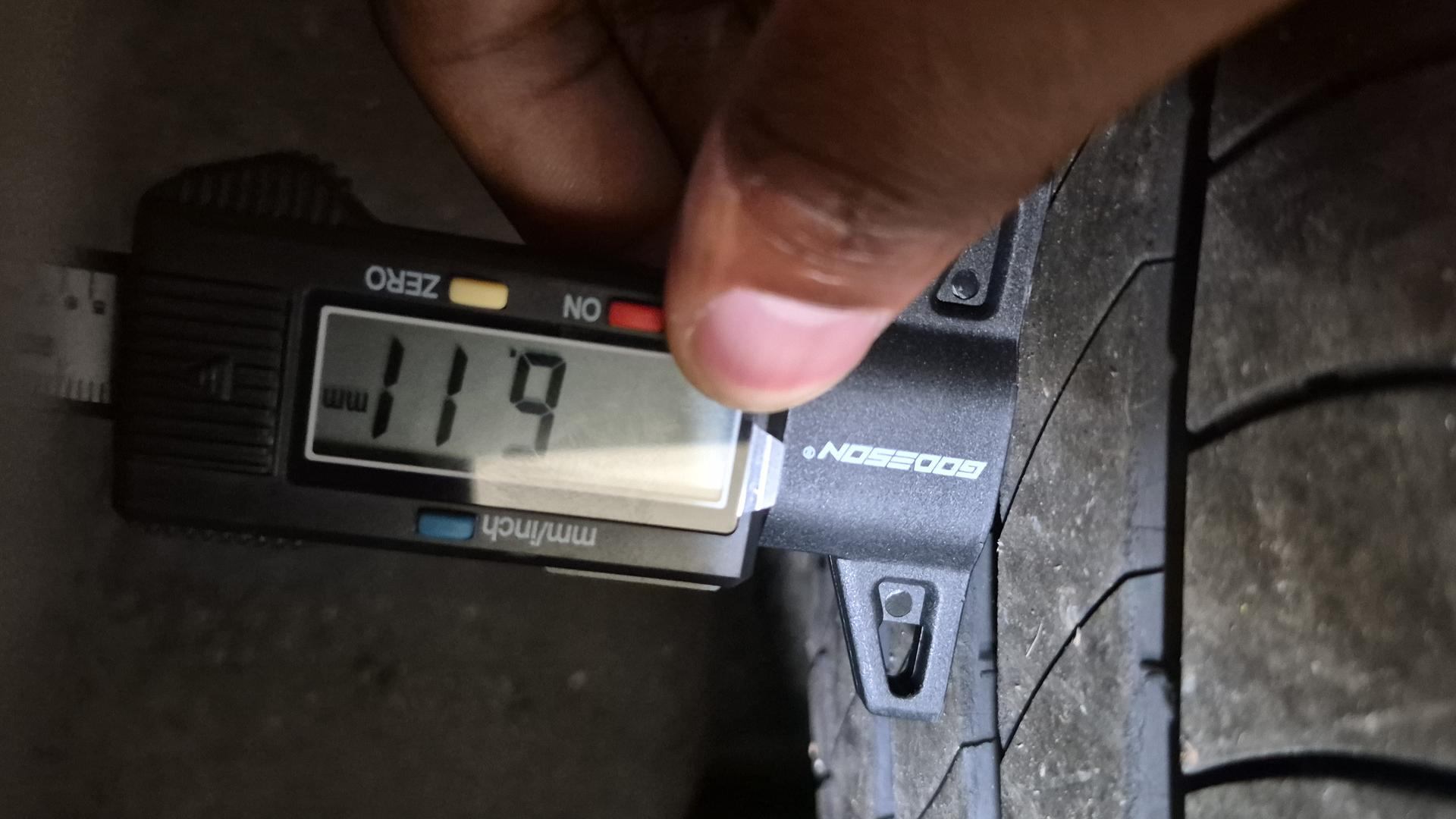 CITROEN C4 BlueHDi 130ch EAT8 MAX — expertise