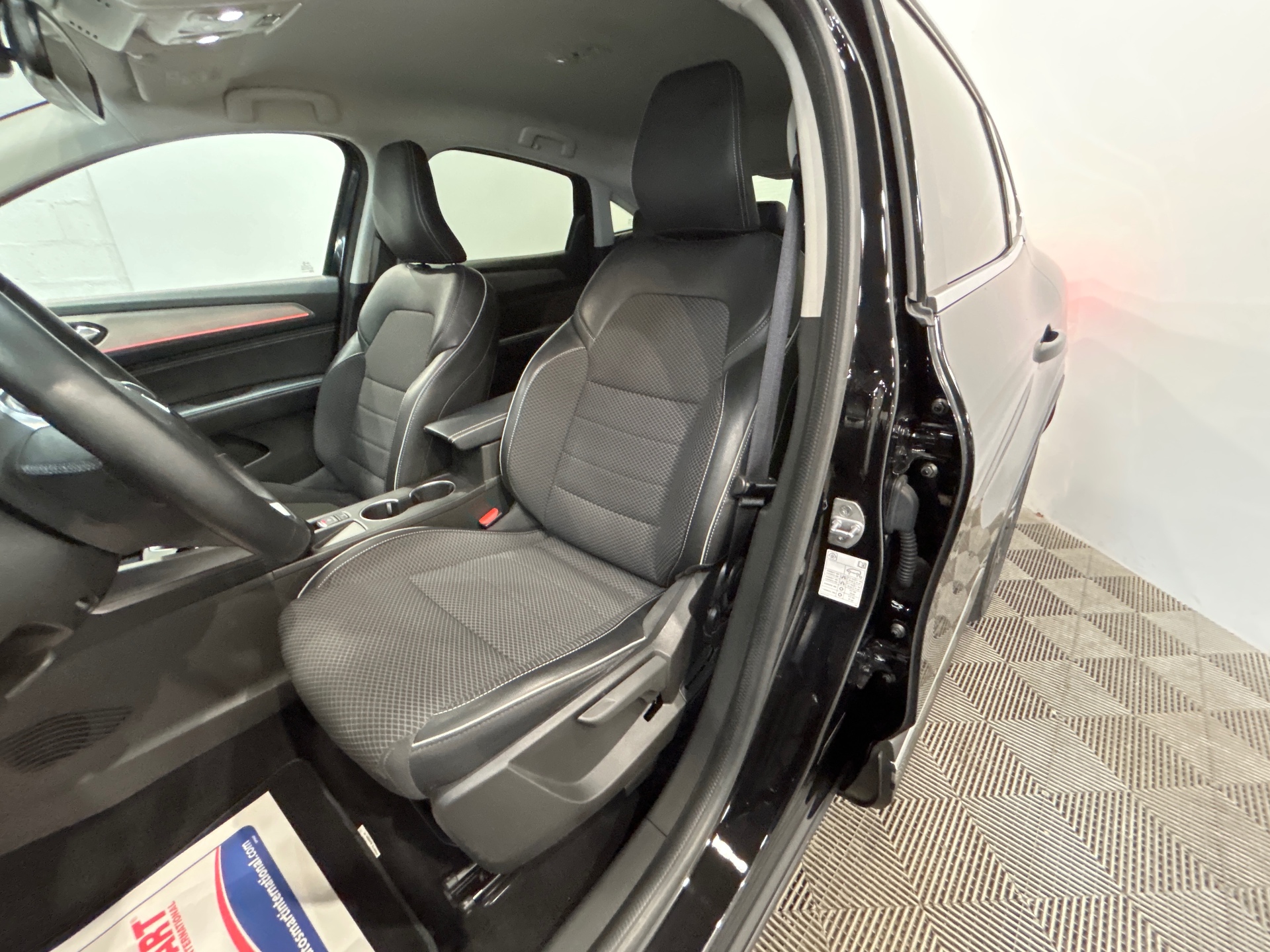 RENAULT ARKANA E-Tech hybride 145 - 22 Techno