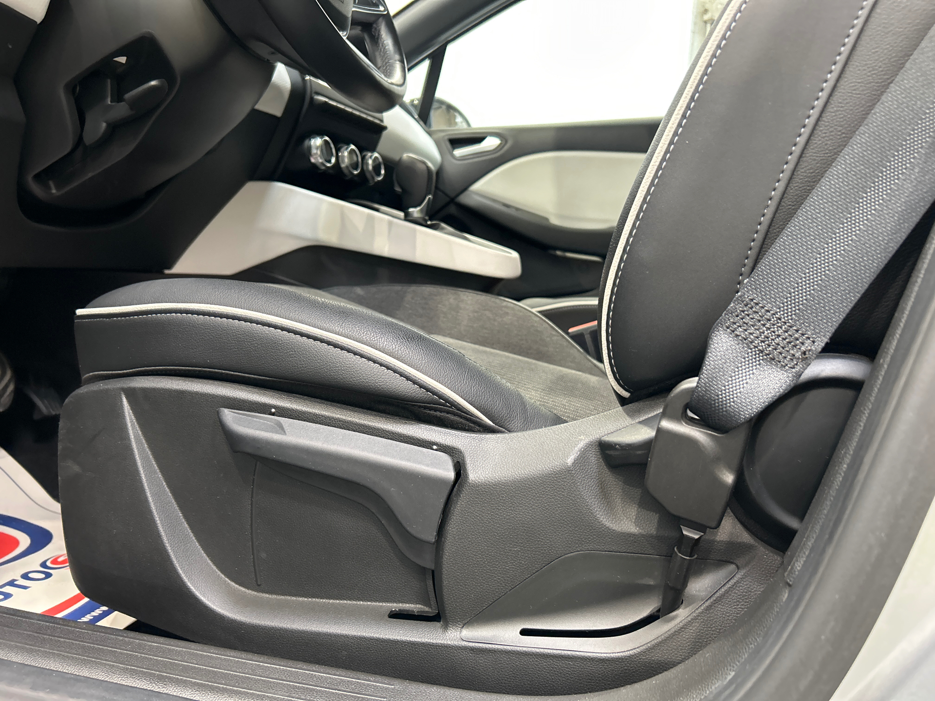 RENAULT CLIO V E-Tech full hybrid 145 Techno