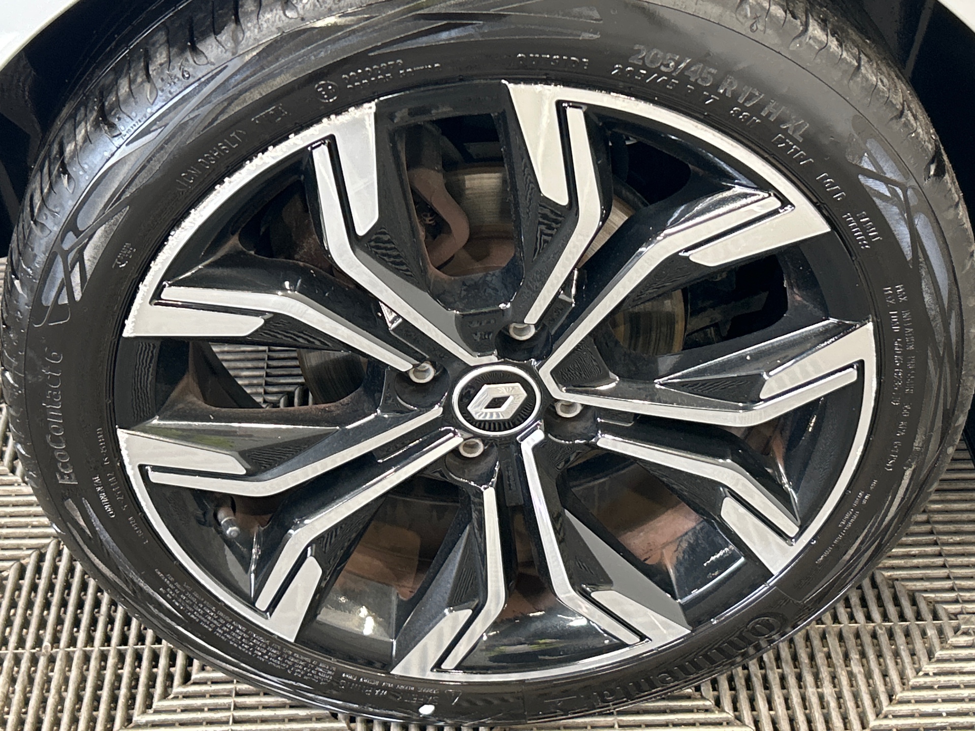 RENAULT CLIO V E-Tech full hybrid 145 Techno — expertise