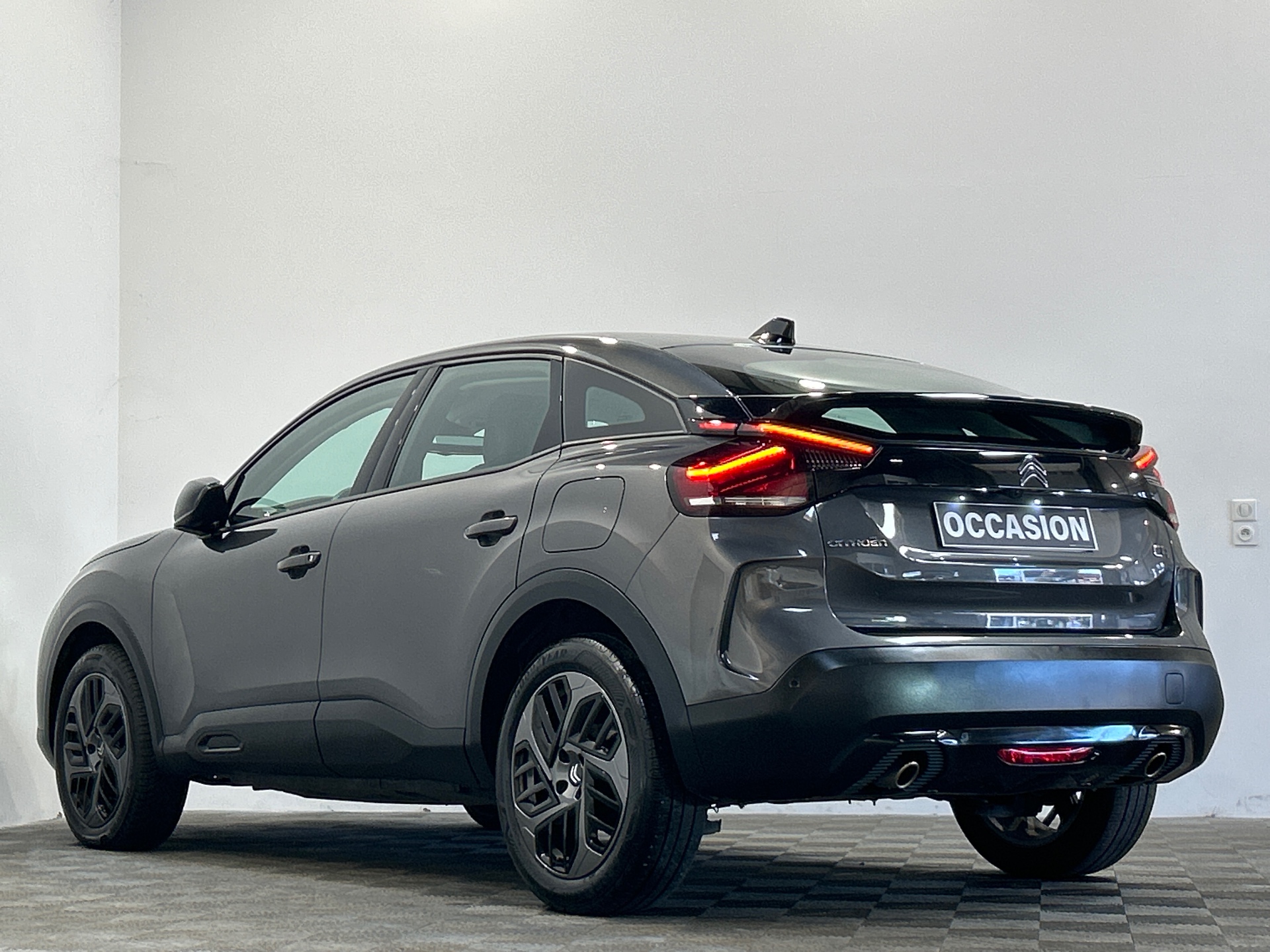 CITROEN C4 PureTech 130 BVM6 Plus