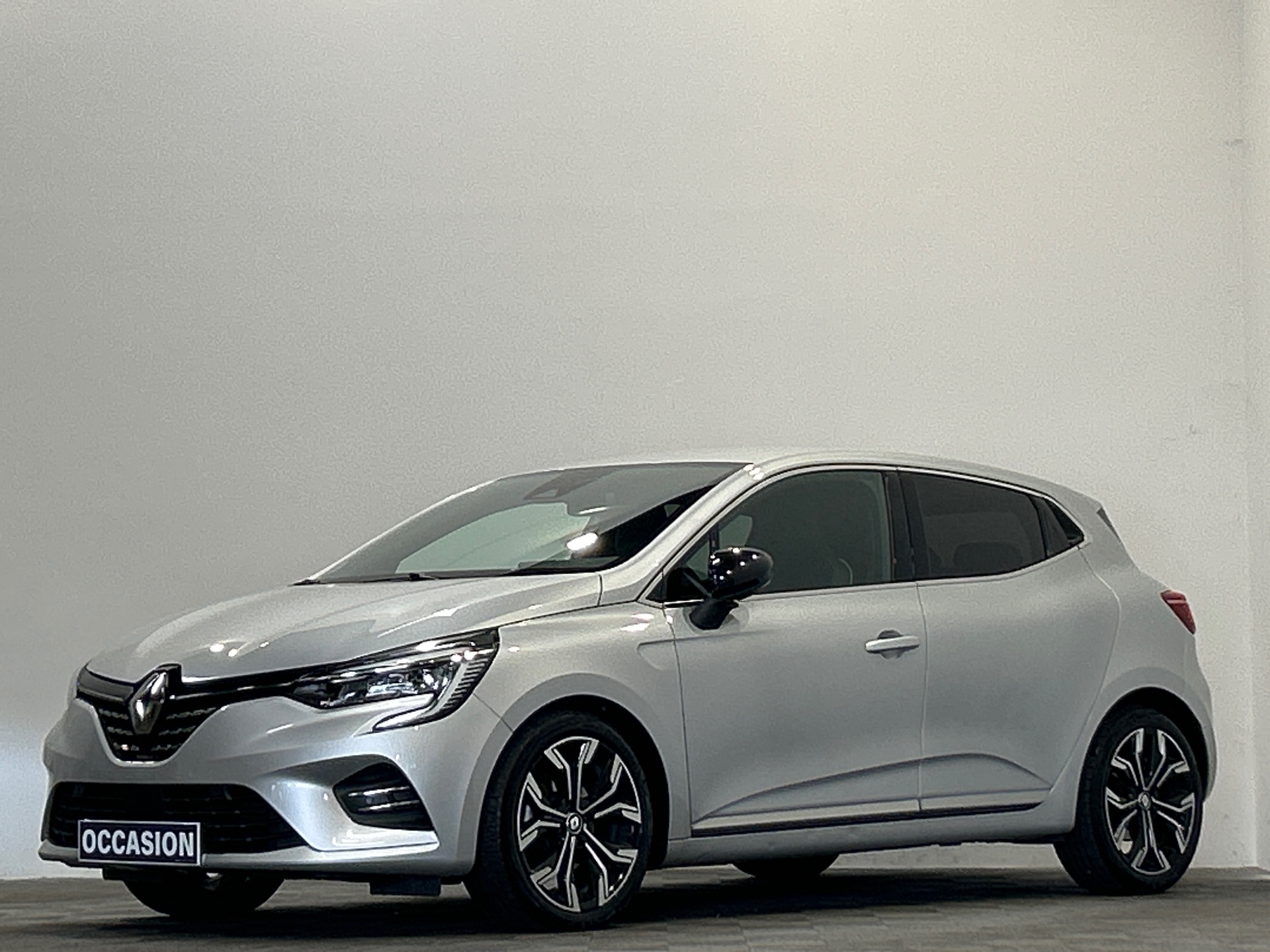 RENAULT CLIO V E-Tech full hybrid 145 Techno