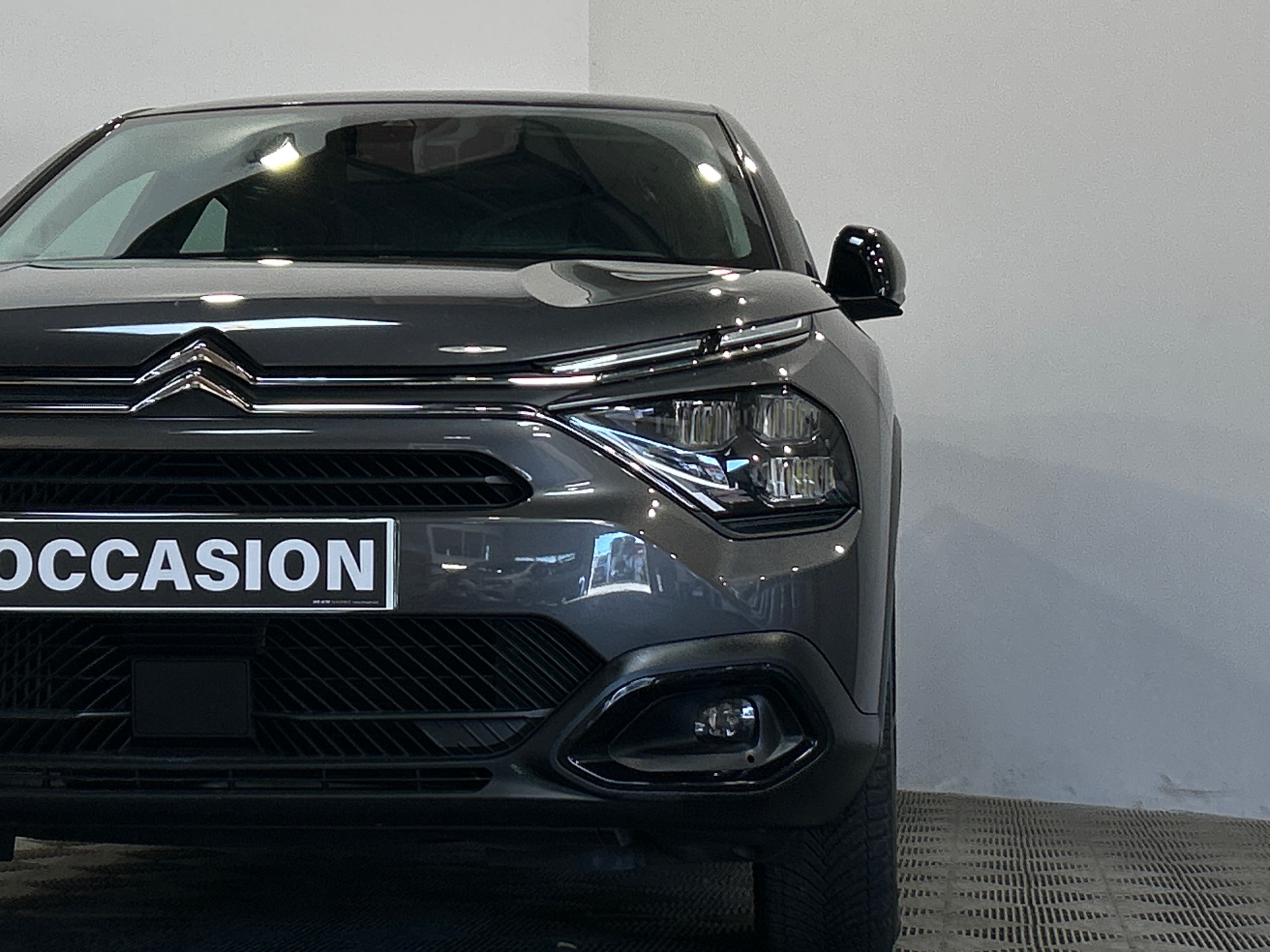 CITROEN C4 PureTech 130 BVM6 Plus