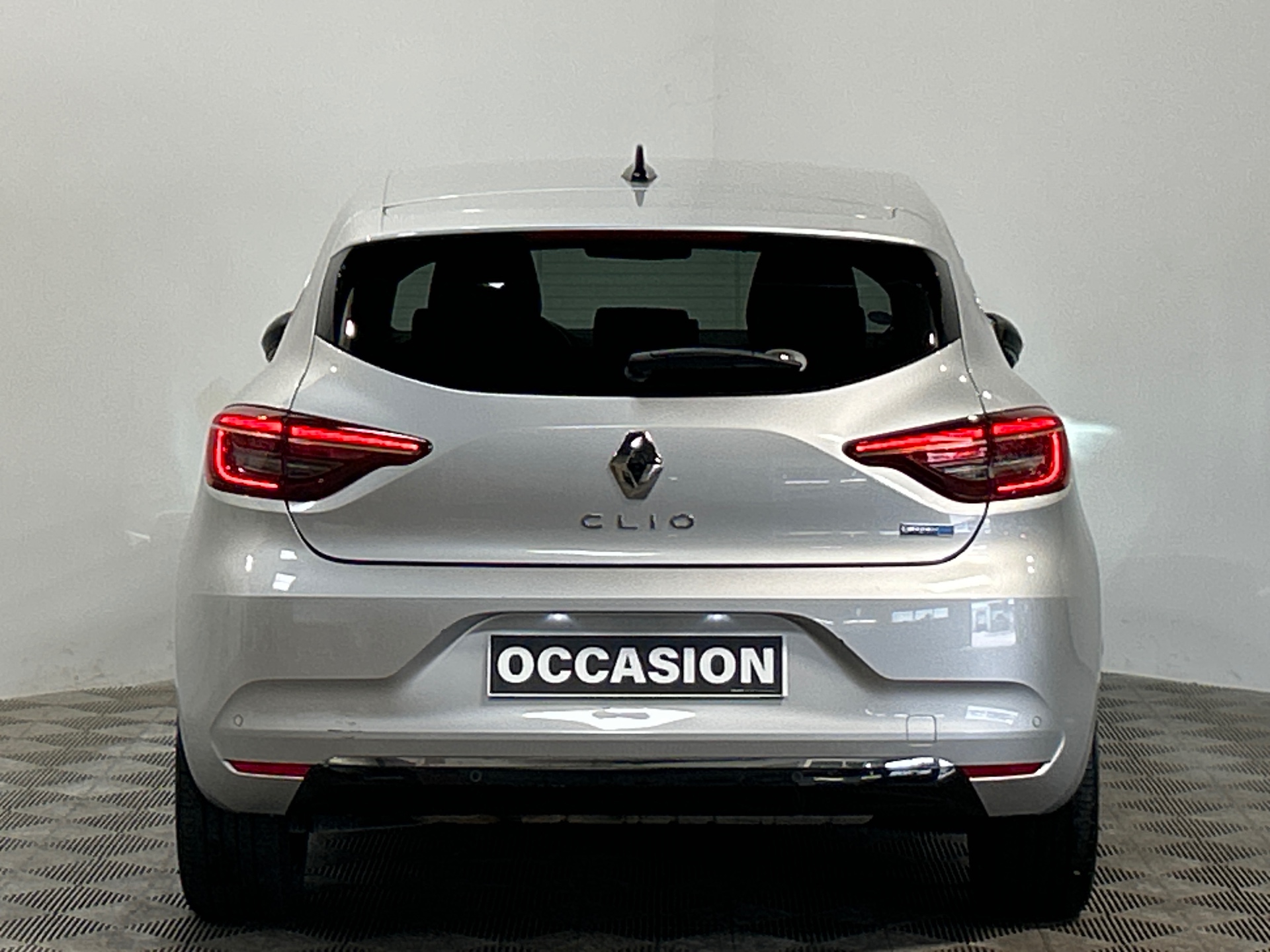 RENAULT CLIO V E-Tech full hybrid 145 Techno