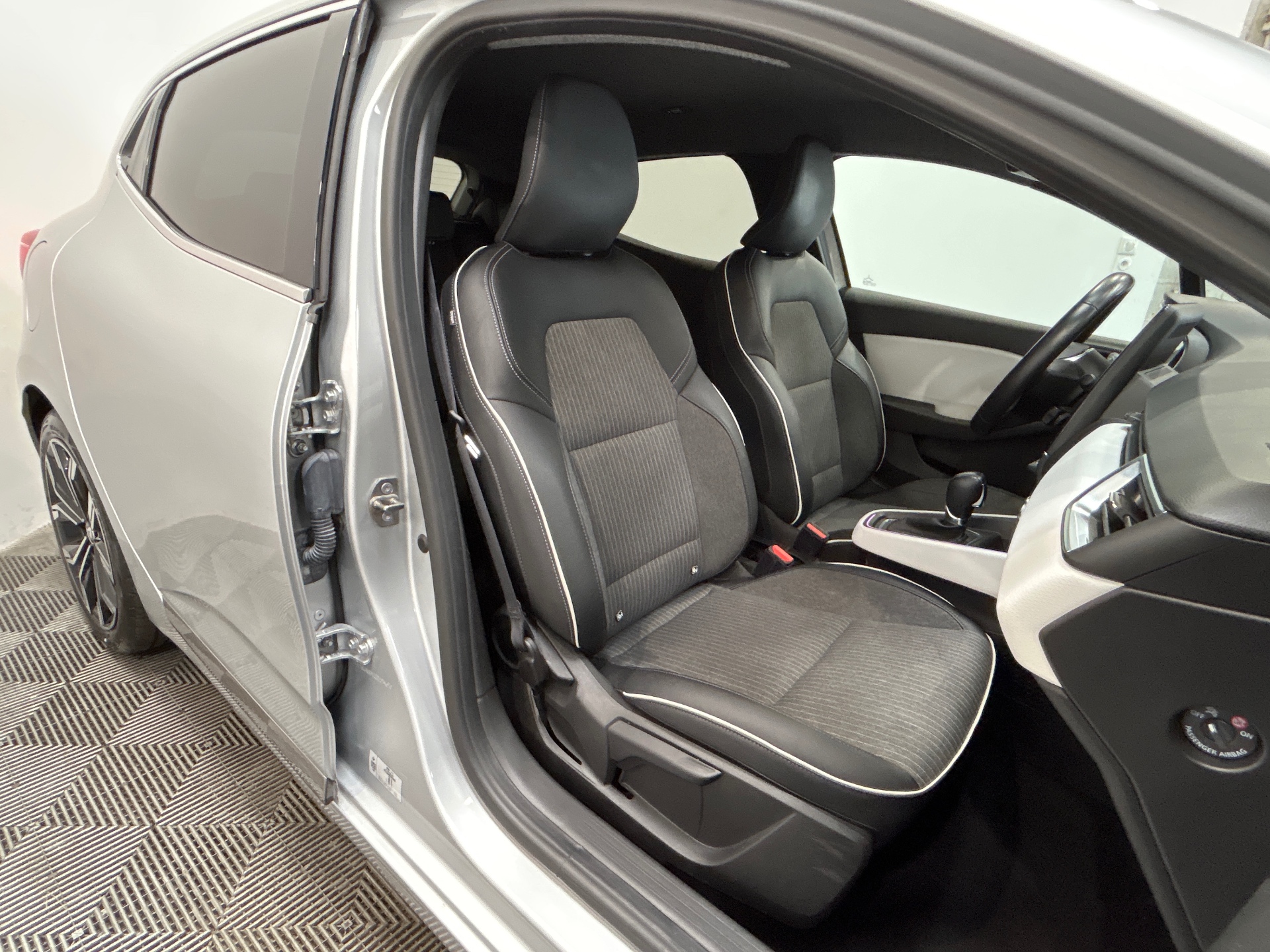 RENAULT CLIO V E-Tech full hybrid 145 Techno