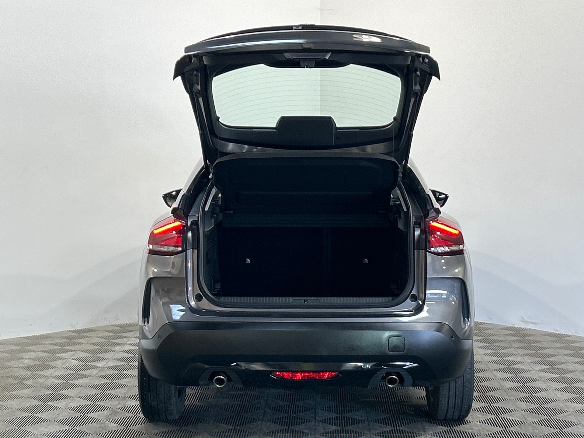 CITROEN C4 PureTech 130 BVM6 Plus