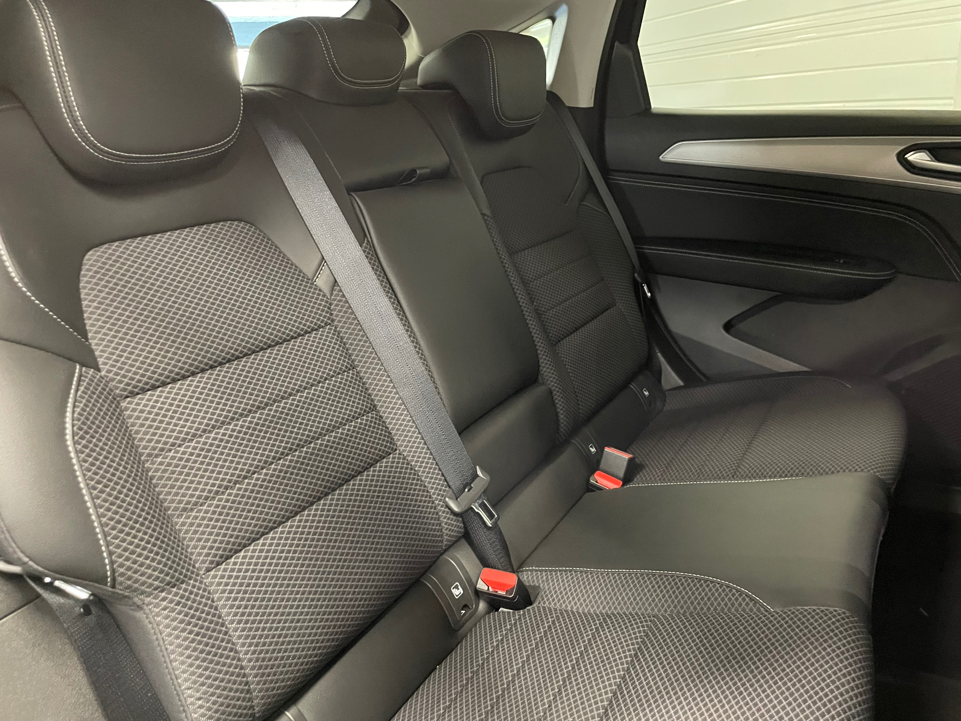 RENAULT ARKANA E-Tech hybride 145 - 22 Techno