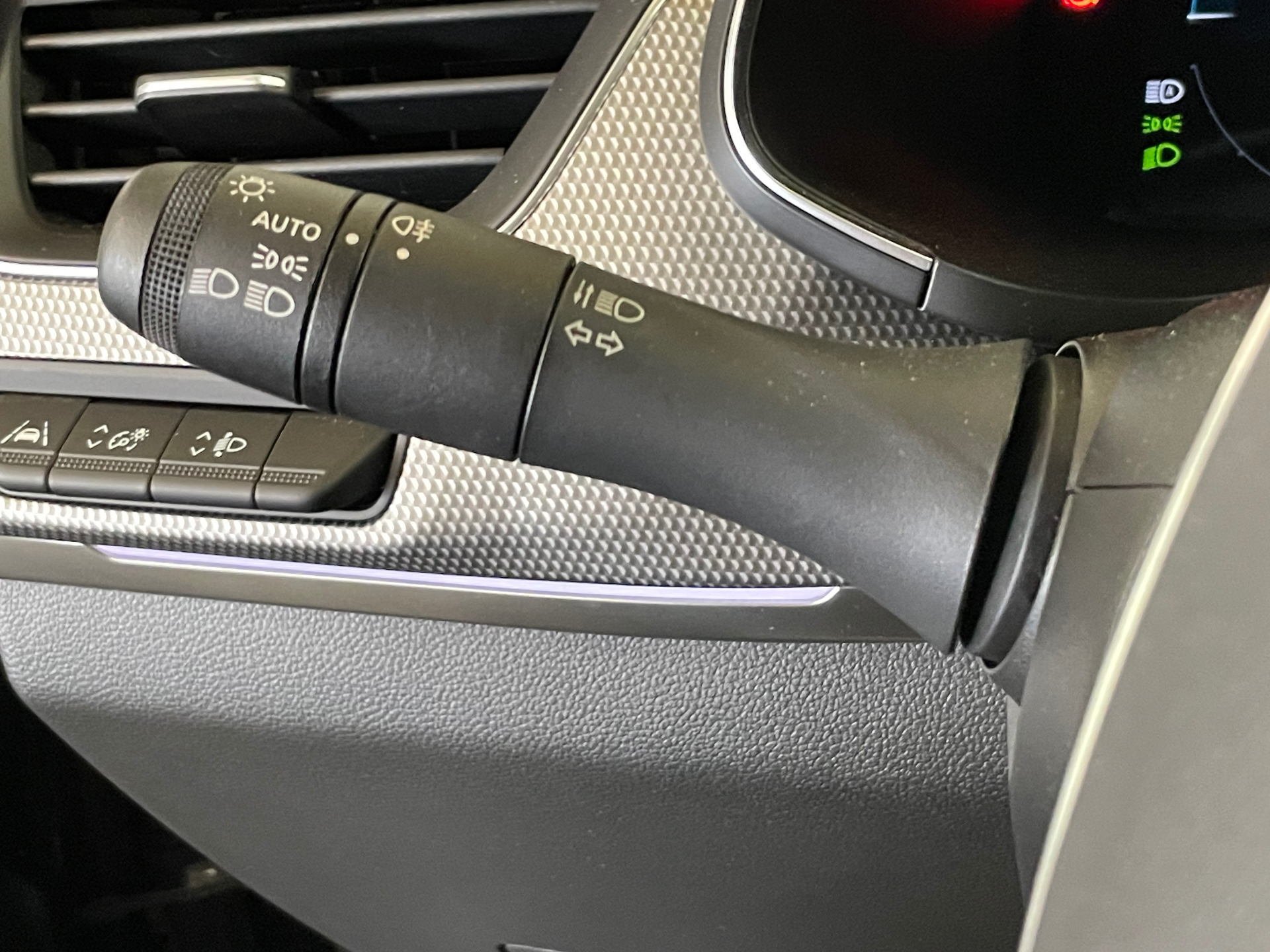 RENAULT ARKANA E-Tech hybride 145 - 22 Techno