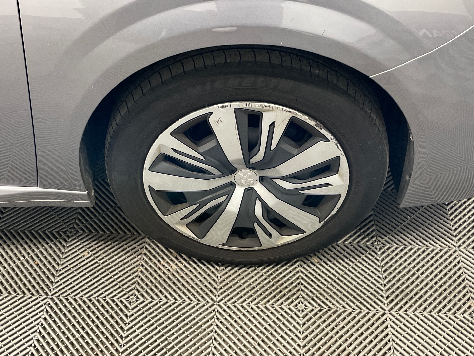 PEUGEOT 208 ACTIVE PACK PURETECH 75 S&S BVM5 — expertise