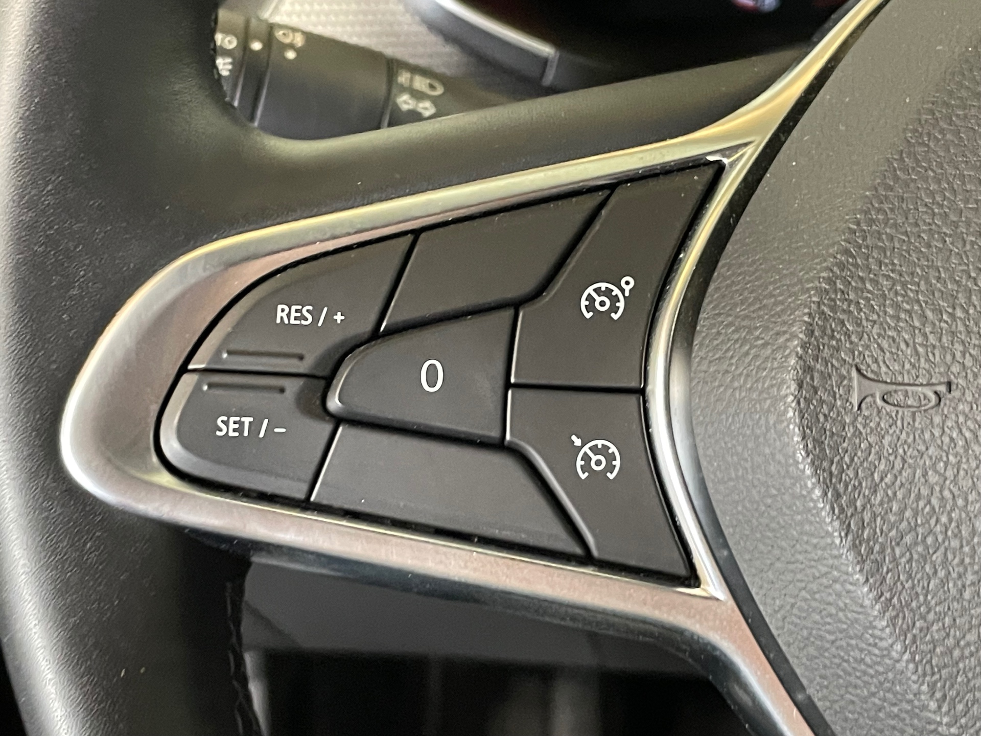 RENAULT ARKANA E-Tech hybride 145 - 22 Techno