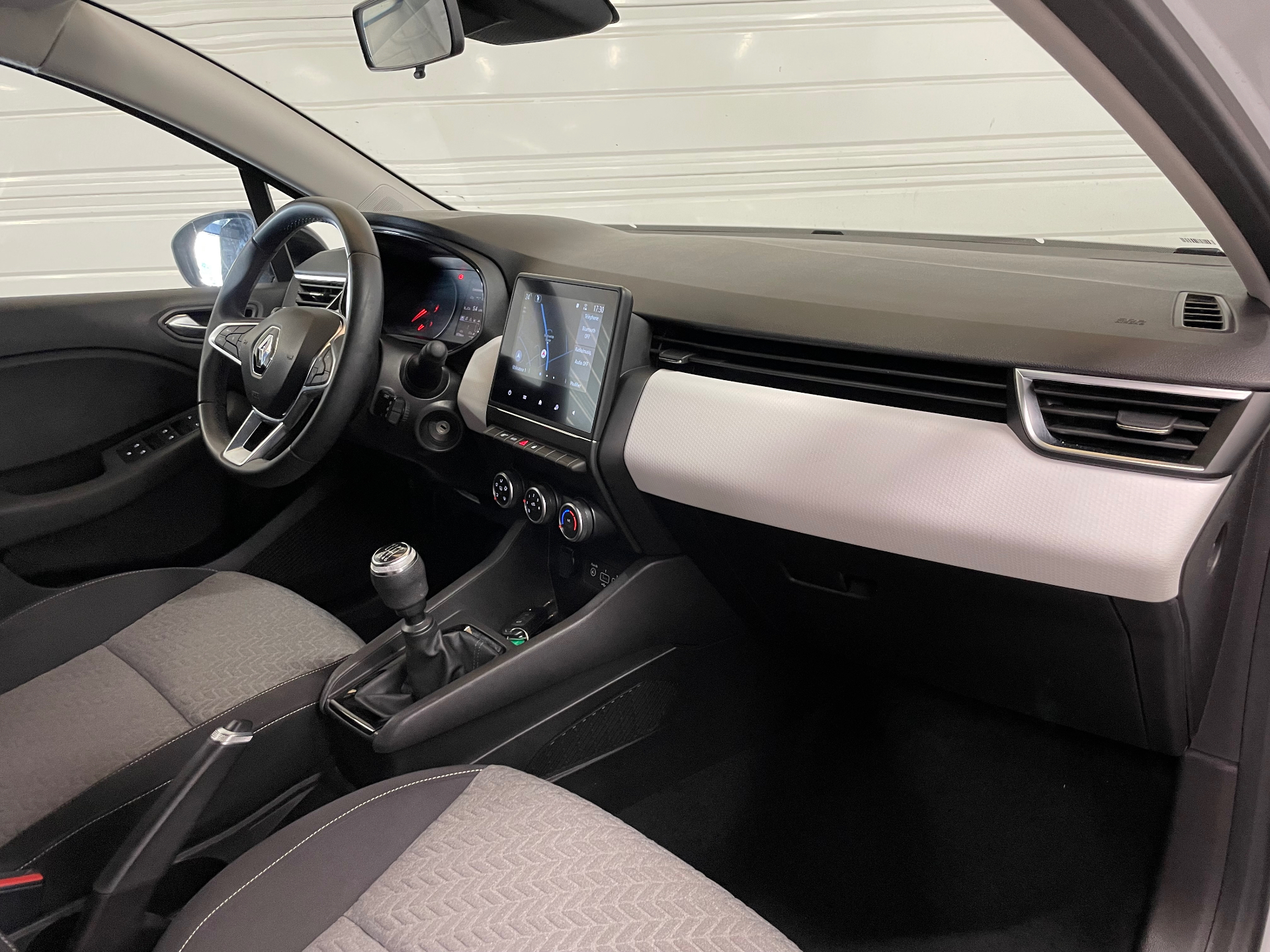 RENAULT CLIO V Blue dCi 100 Evolution