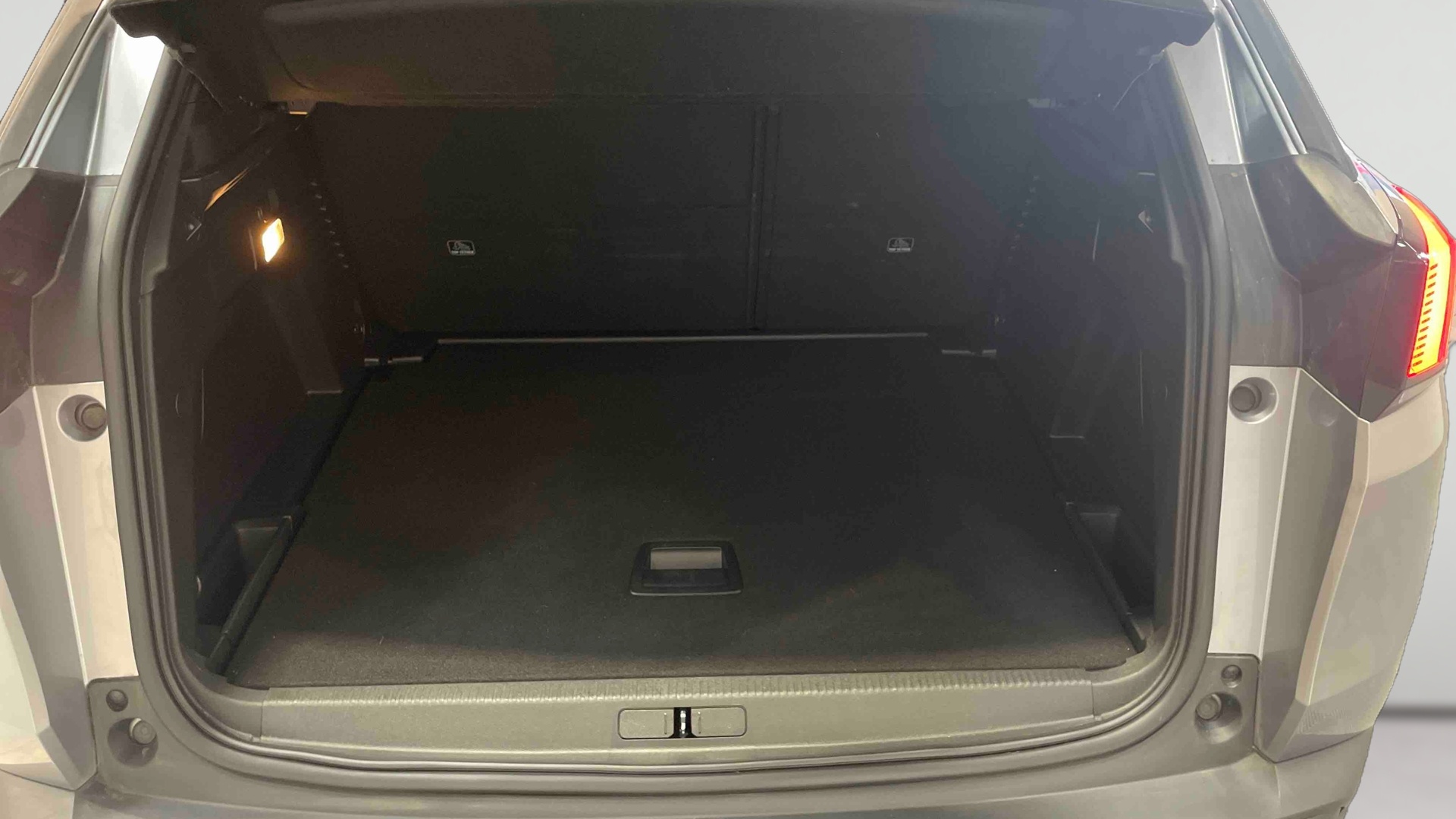 PEUGEOT 3008 BlueHDi 130ch S&S EAT8 Active Pack