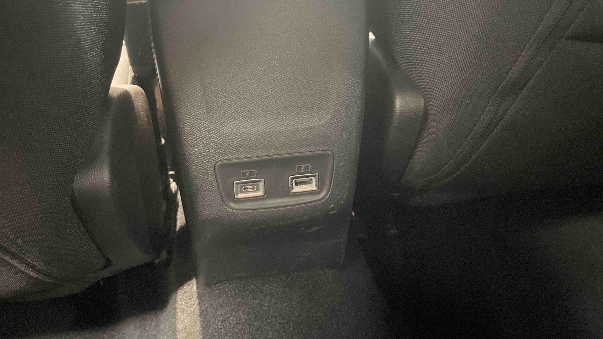 PEUGEOT 3008 BlueHDi 130ch S&S EAT8 Active Pack