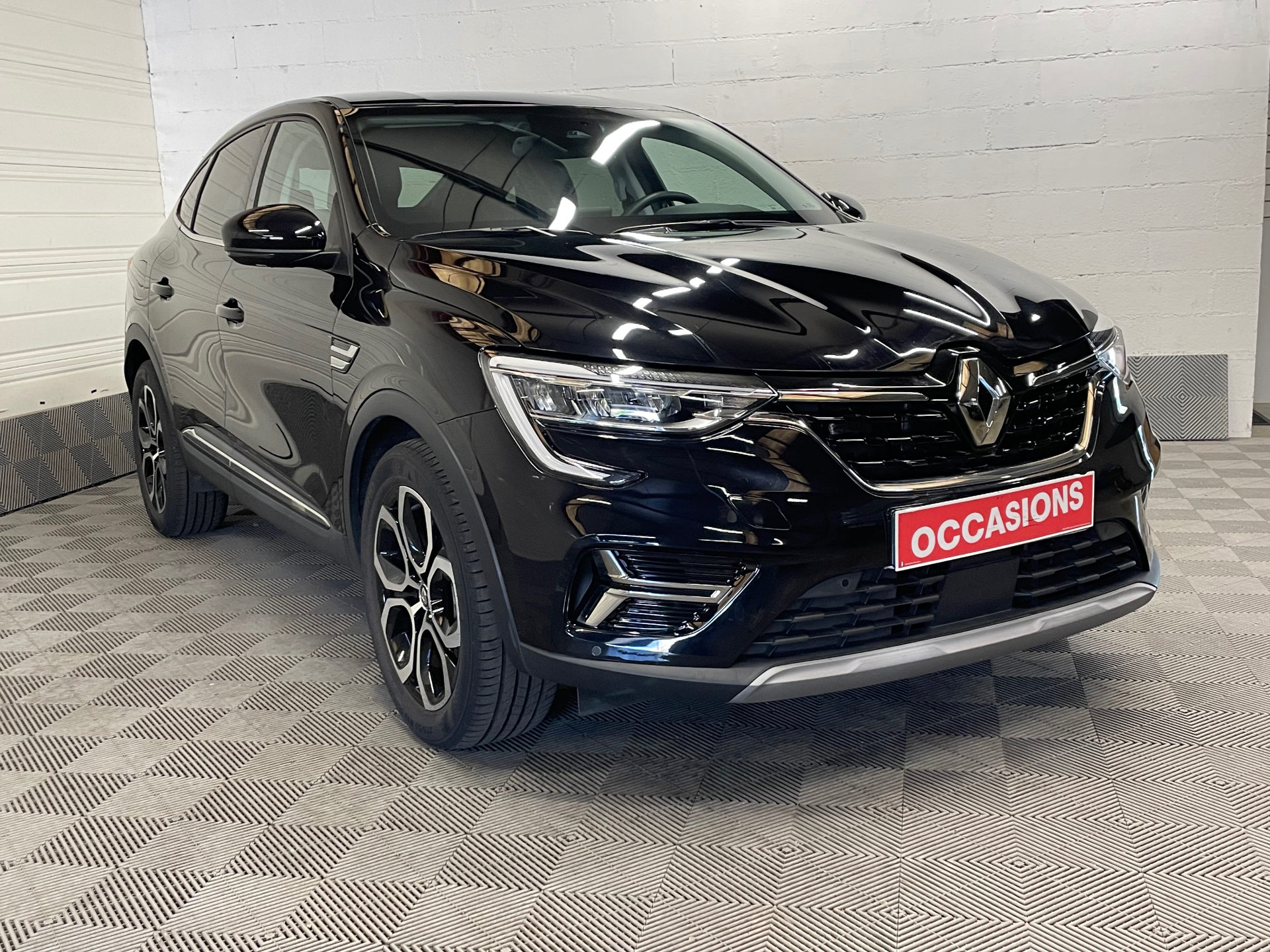 RENAULT ARKANA E-Tech hybride 145 - 22 Techno