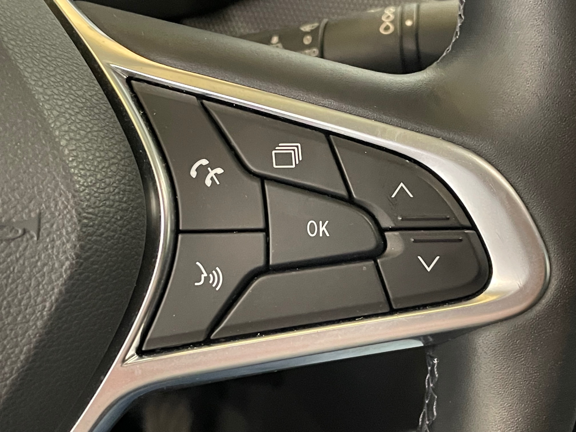 RENAULT ARKANA E-Tech hybride 145 - 22 Techno
