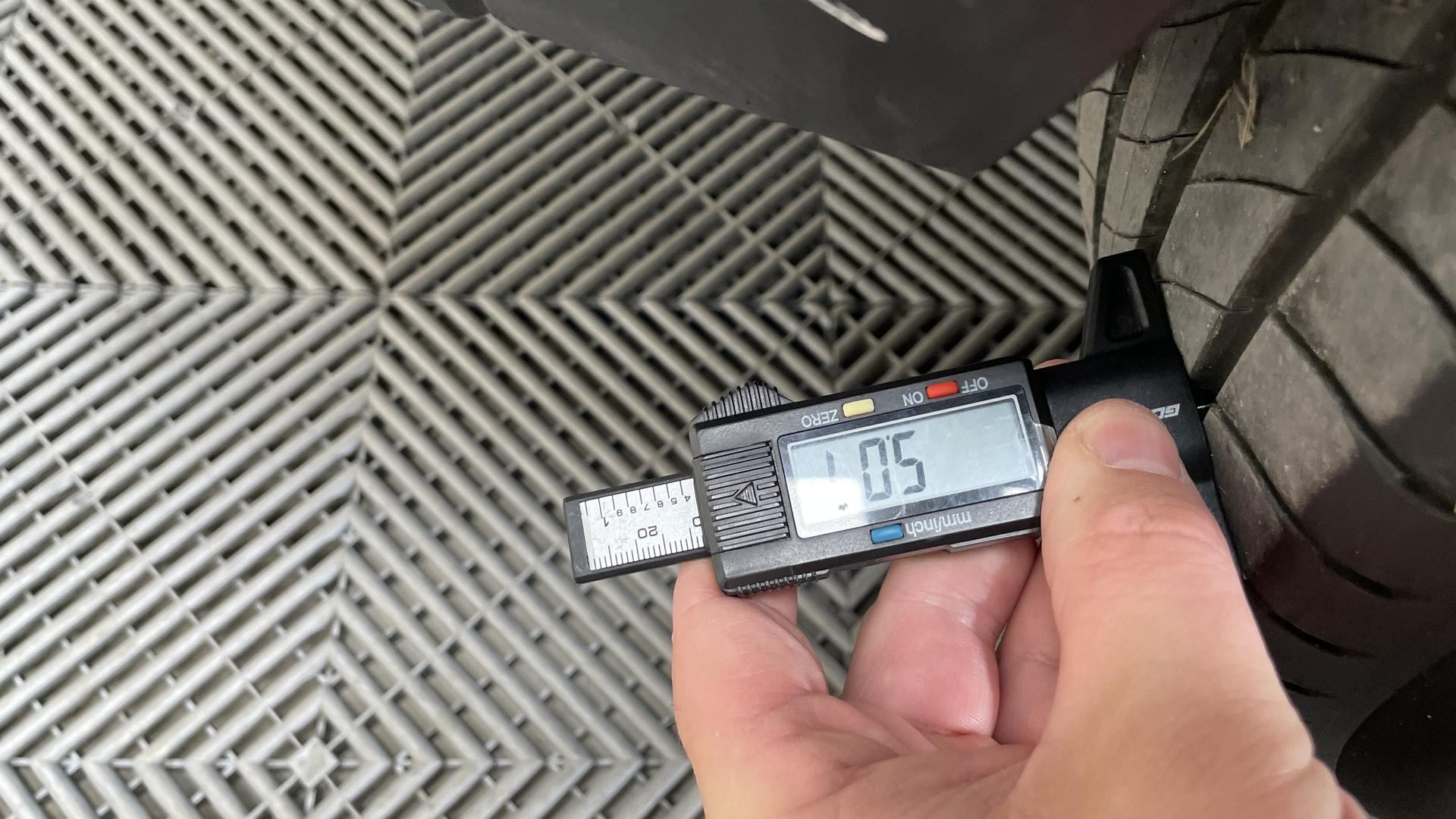 CITROEN C4 BlueHDi 130 EAT8 Max - 5P — expertise