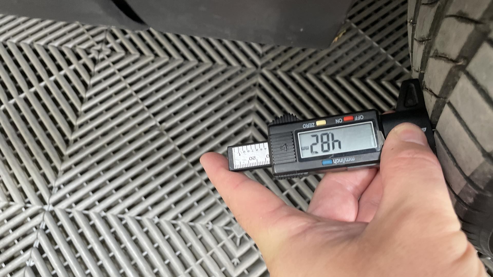 CITROEN C4 BlueHDi 130 EAT8 Max - 5P — expertise