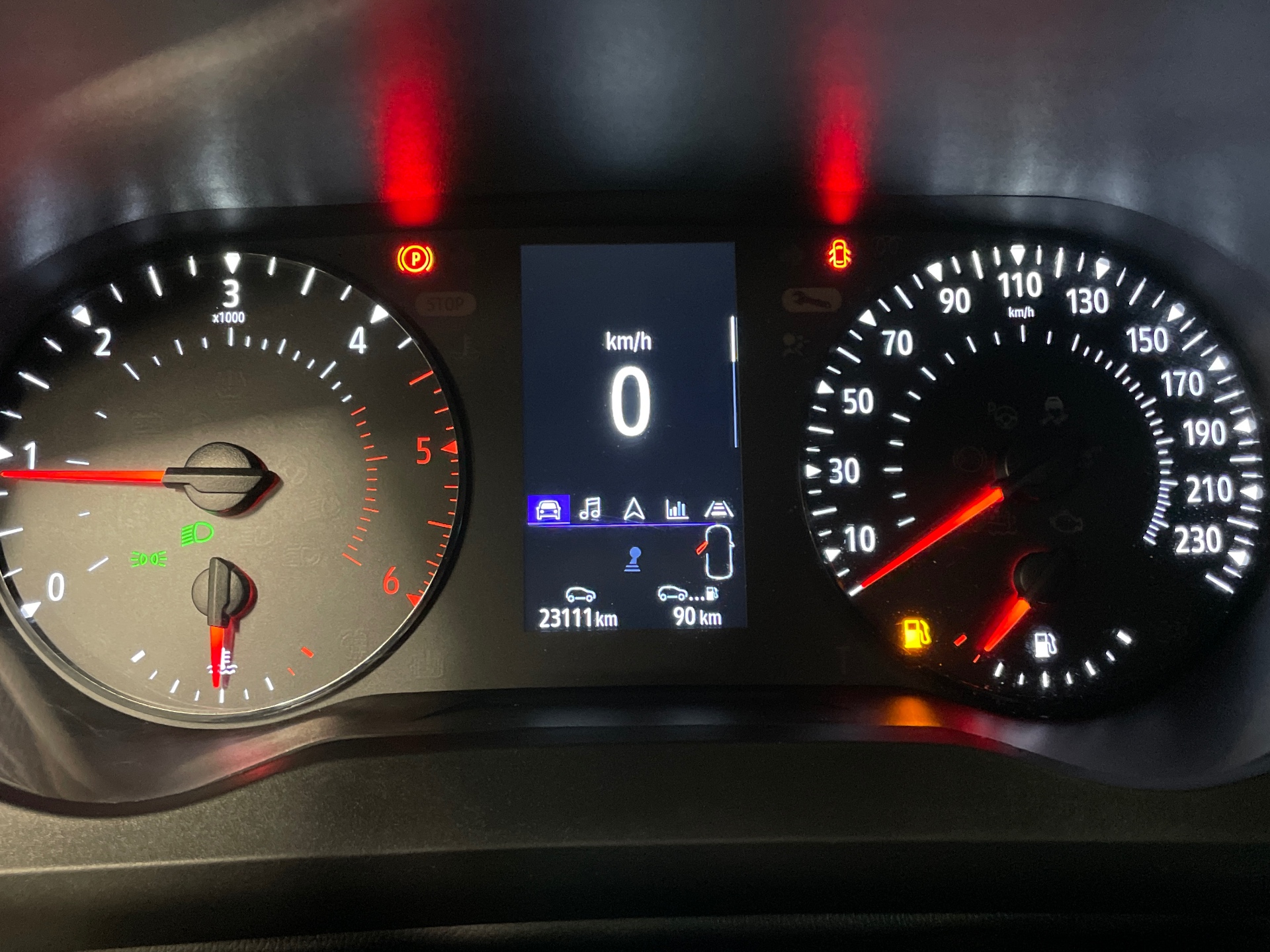 RENAULT KANGOO VAN BLUE DCI 95 EXTRA - 22 - 5P — expertise