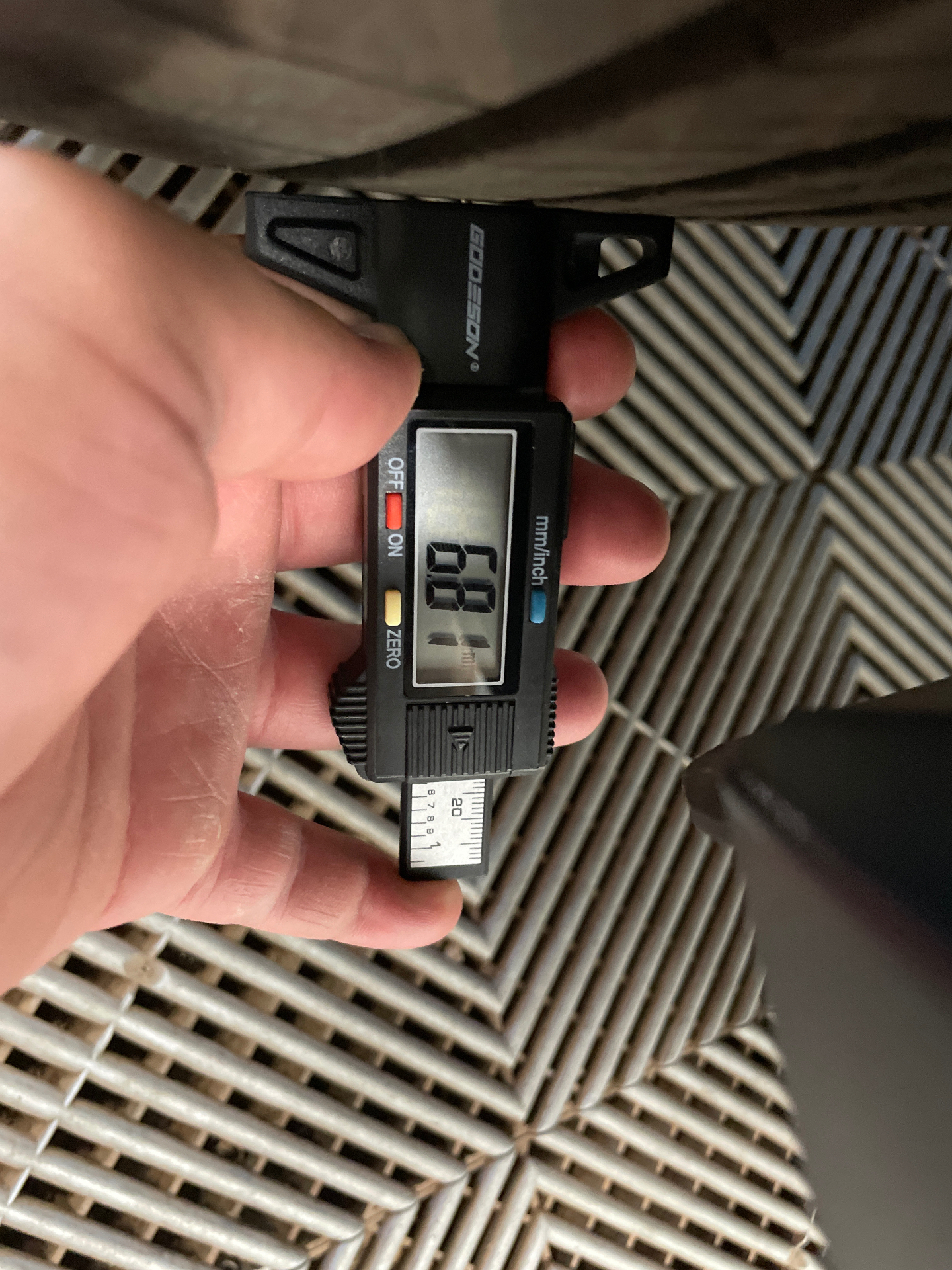 PEUGEOT 2008 100 S&S BVM6 Allure — expertise