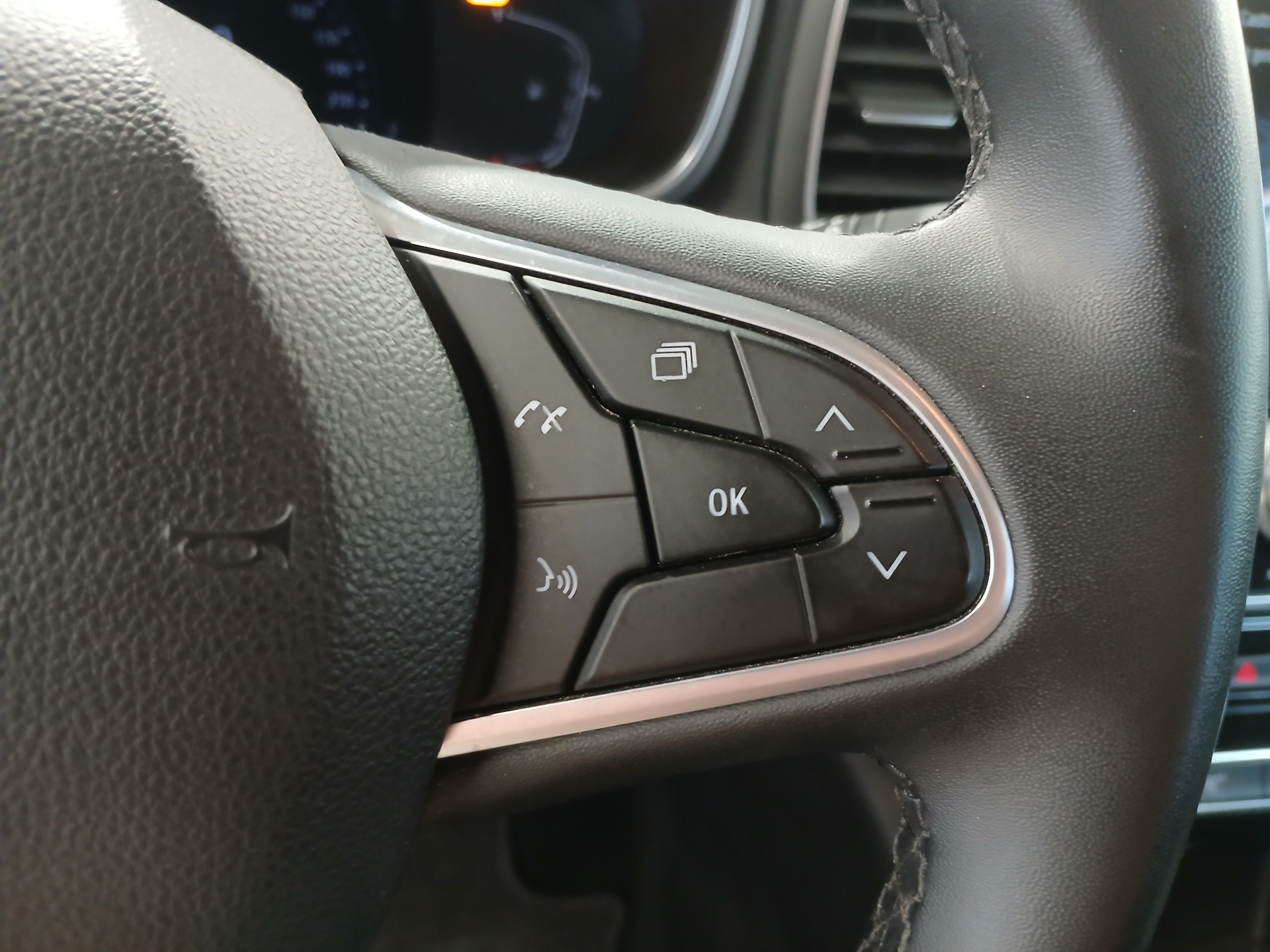 RENAULT MEGANE IV ESTATE Blue dCi 115 Business