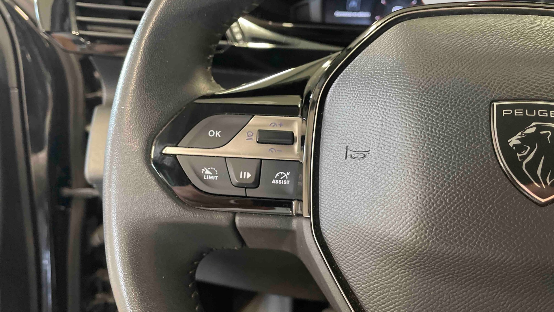 PEUGEOT 308 ACTIVE PACK PTECH 130 S&S BVM6