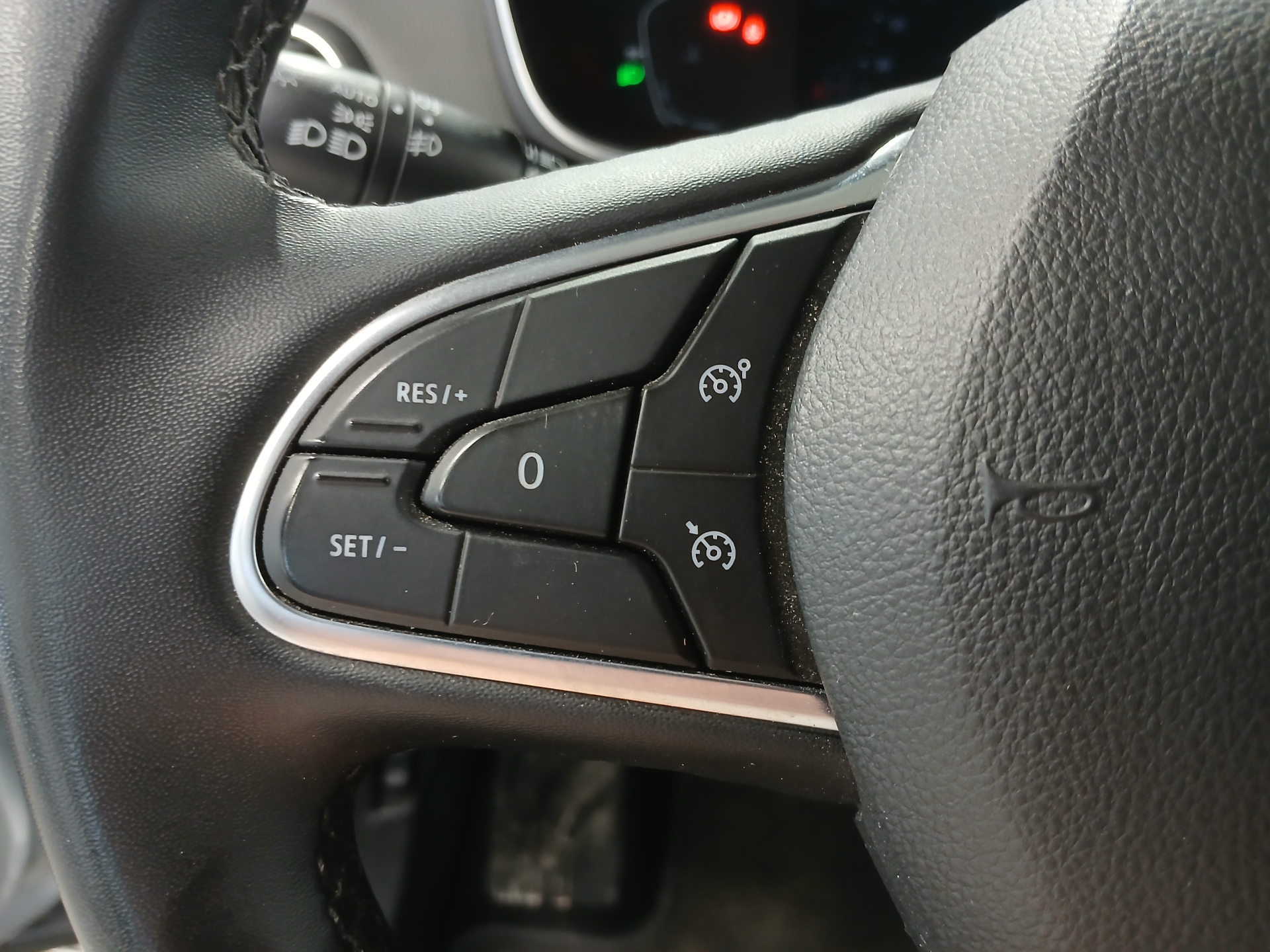 RENAULT MEGANE IV ESTATE Blue dCi 115 Business