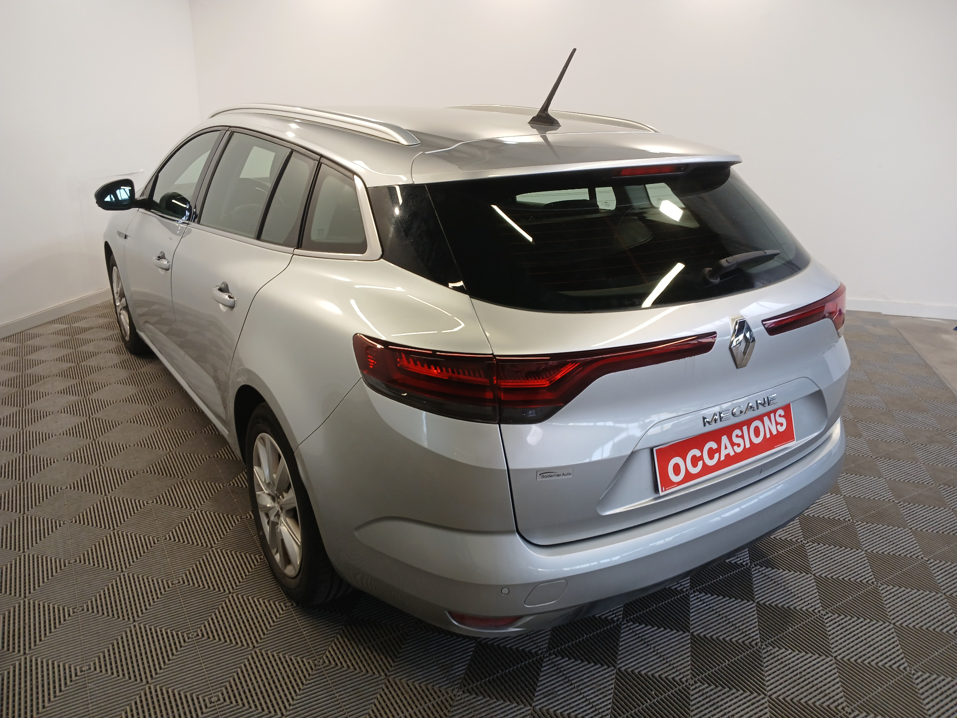 RENAULT MEGANE IV ESTATE Blue dCi 115 Business