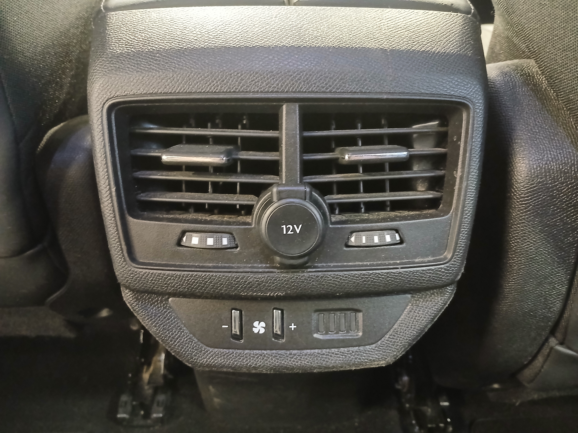 PEUGEOT 5008 BlueHDi 130ch S&S EAT8 Allure Pack
