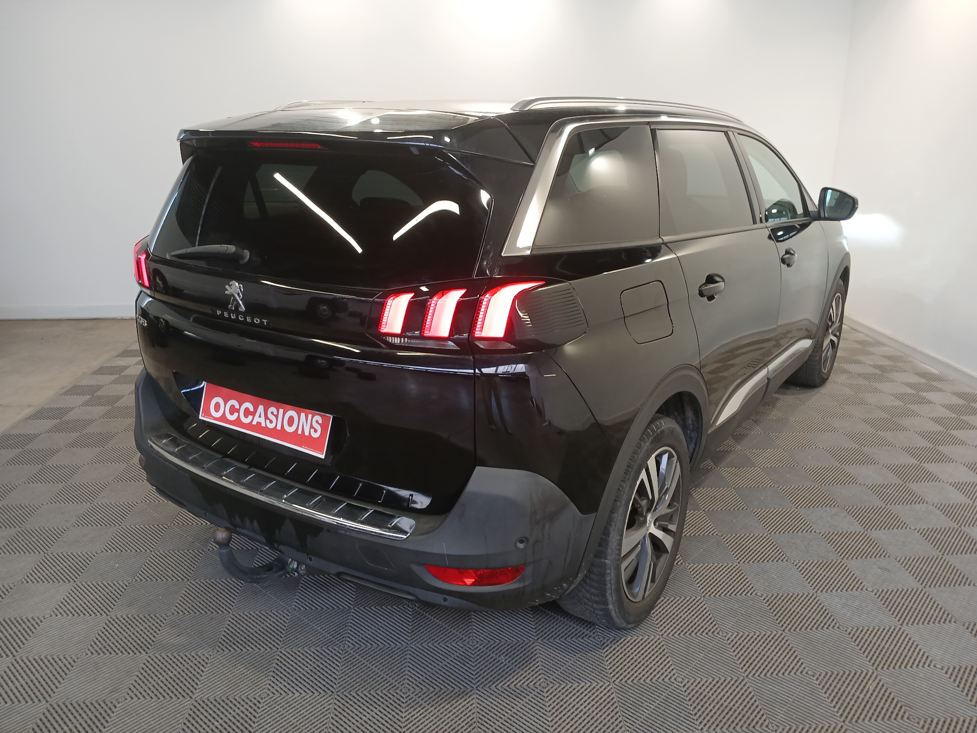 PEUGEOT 5008 BlueHDi 130ch S&S EAT8 Allure Pack