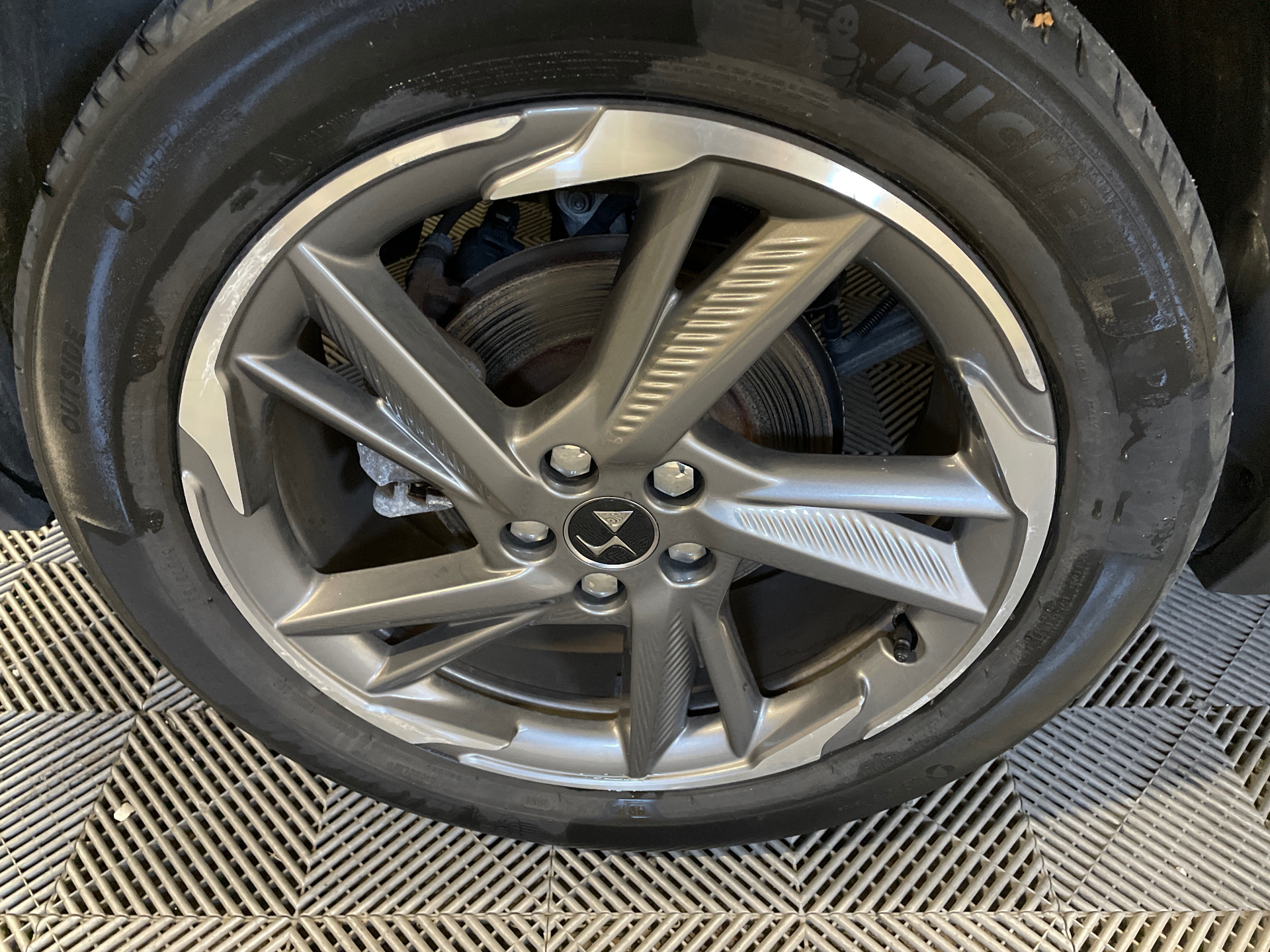 DS DS7 CROSSBACK BlueHDi 130 EAT8 Rivoli — expertise