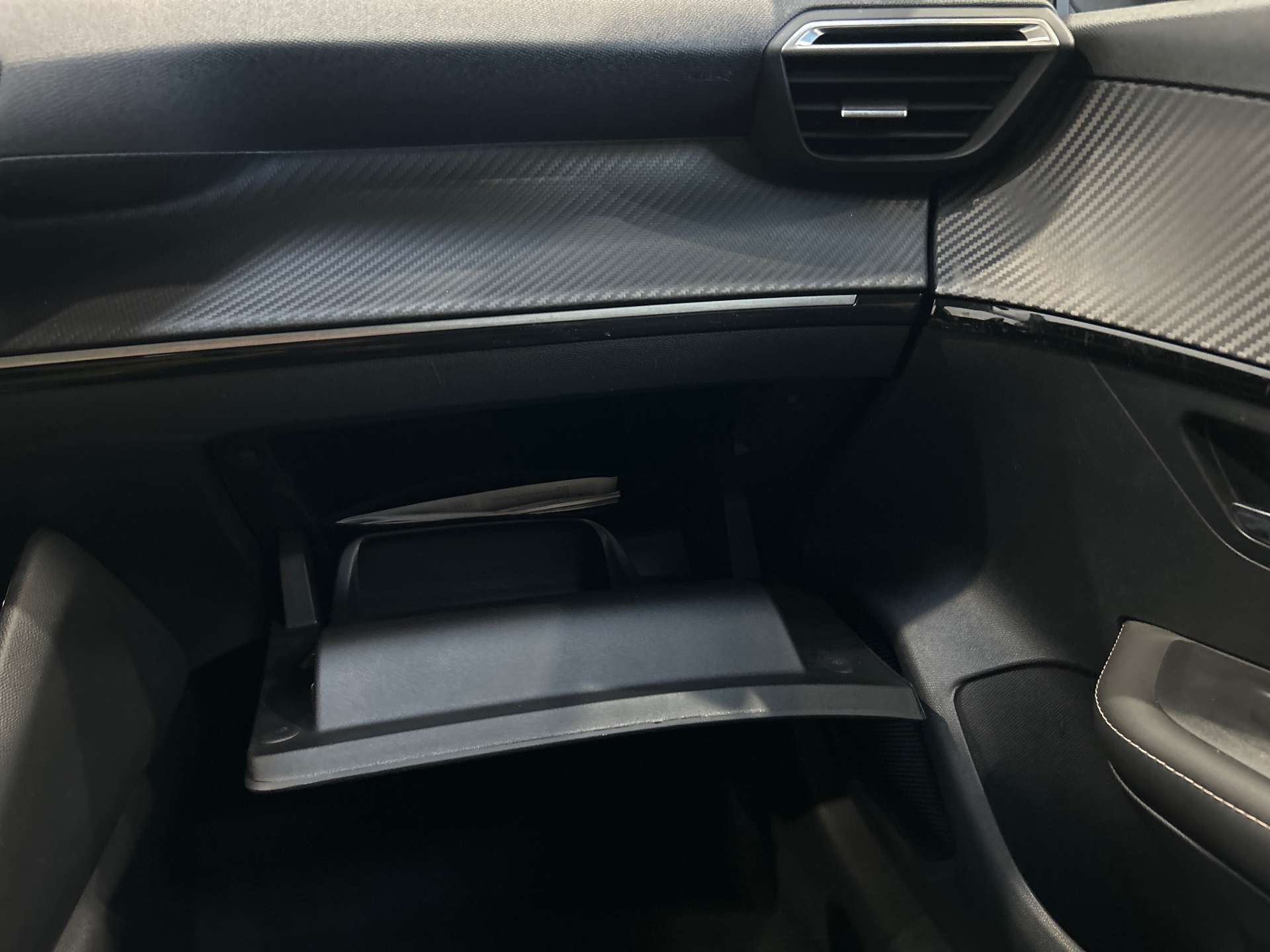 PEUGEOT 208 Allure 100 ch BVM6