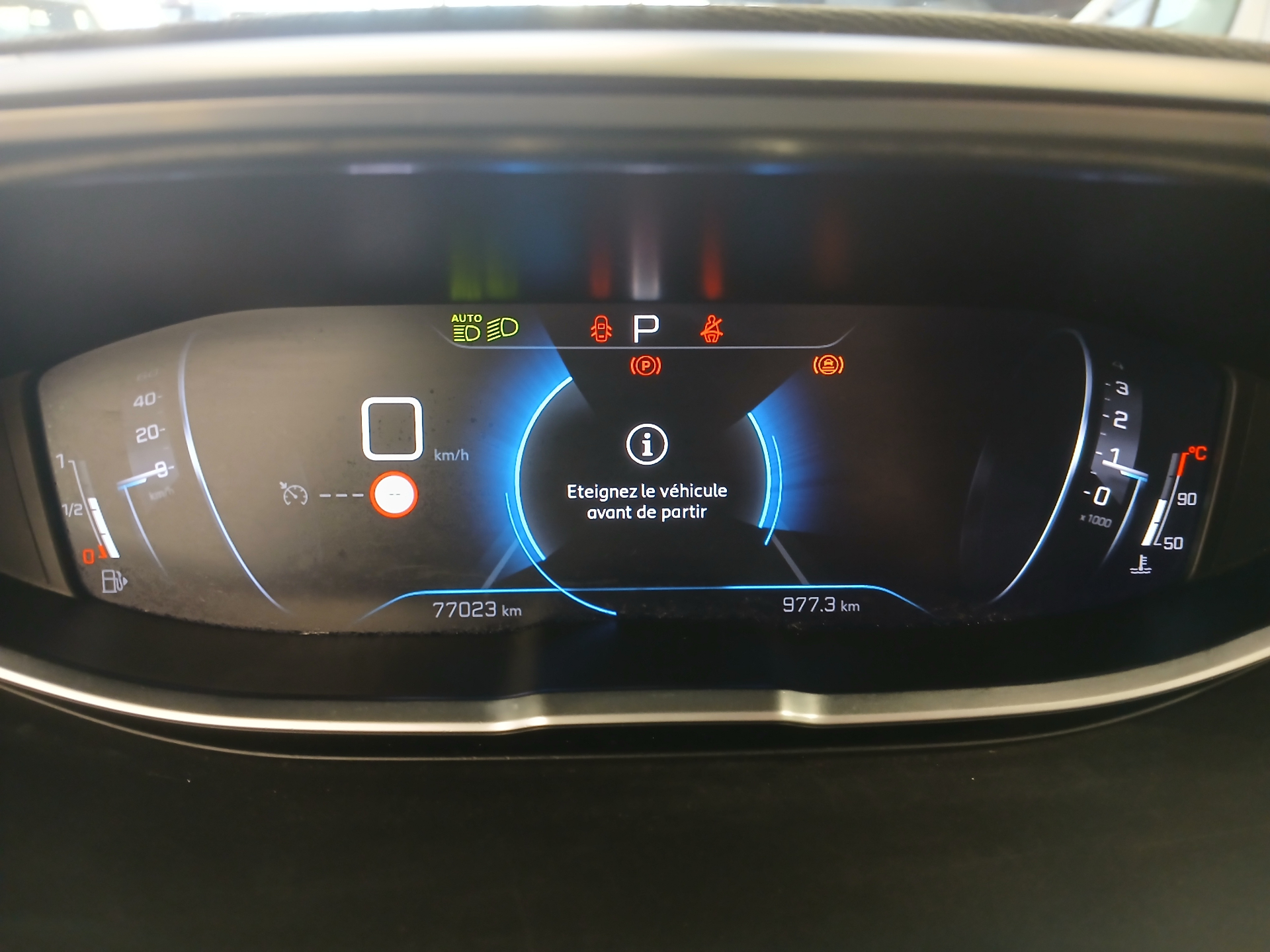 PEUGEOT 5008 BlueHDi 130ch S&S EAT8 Allure Pack — expertise