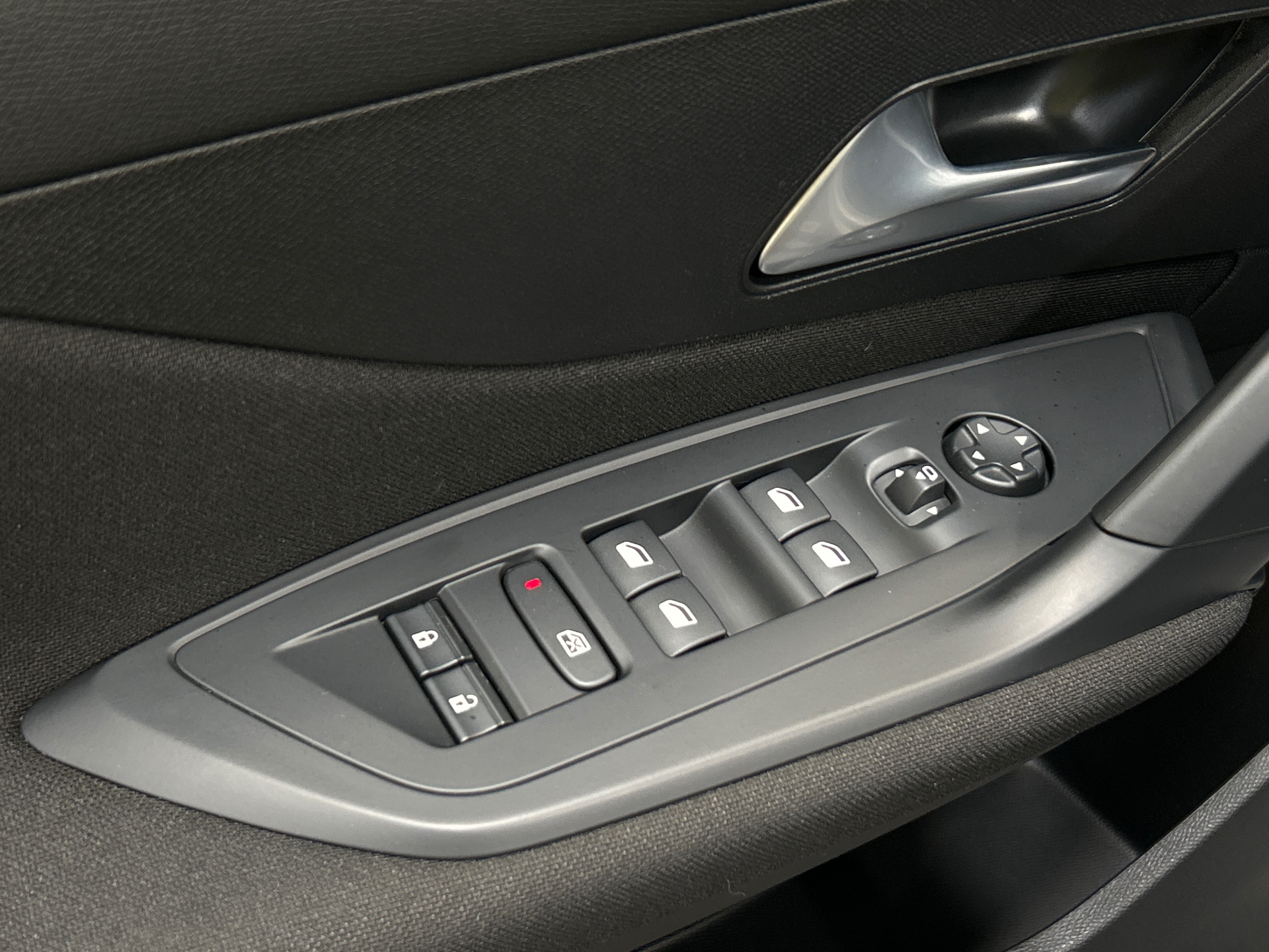 PEUGEOT 308 SW Style Hybrid 145 ch e-DCS6