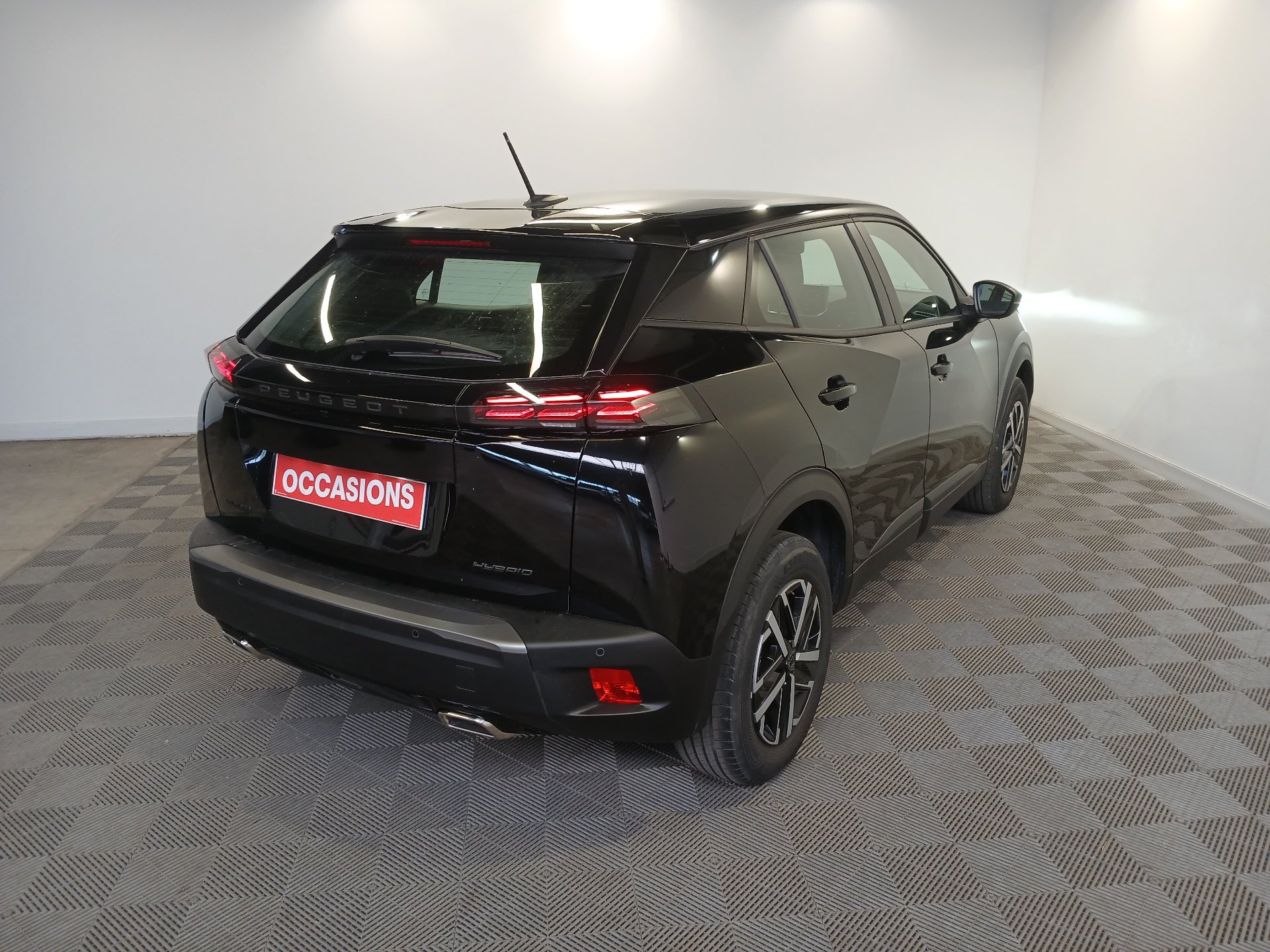 PEUGEOT 2008 Style Hybrid 145 ch e-DCS6