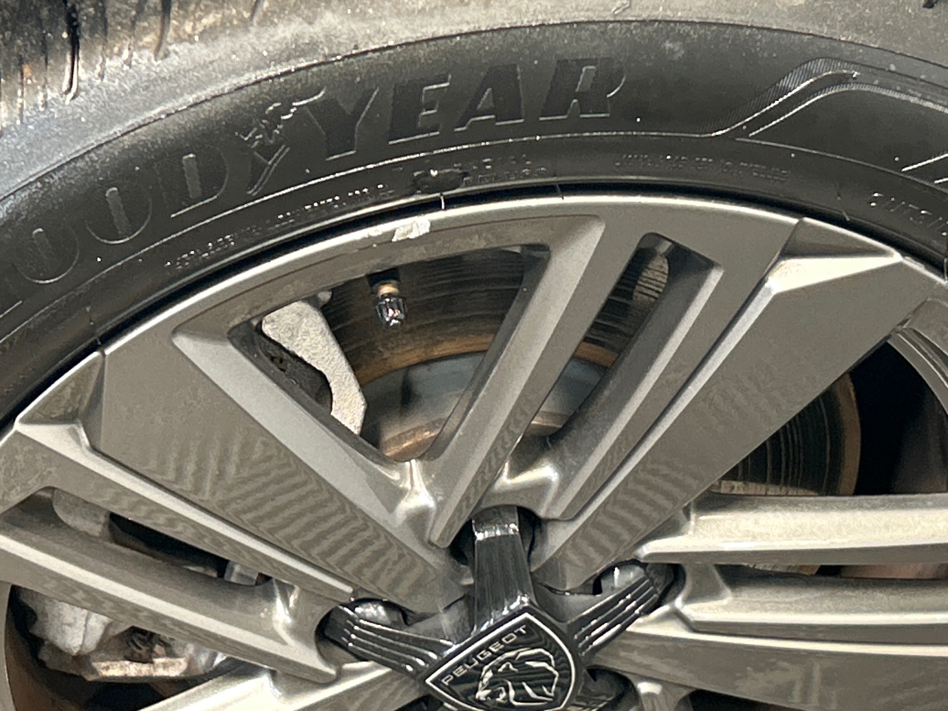 PEUGEOT 308 SW Style Hybrid 145 ch e-DCS6 — expertise