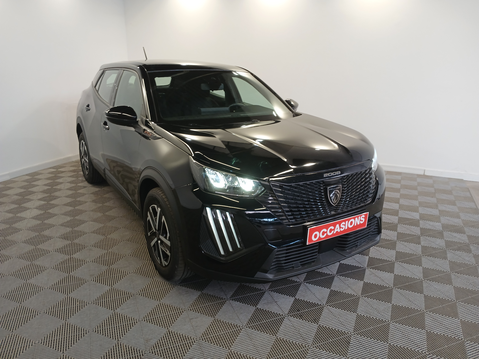 PEUGEOT 2008 Style Hybrid 145 ch e-DCS6