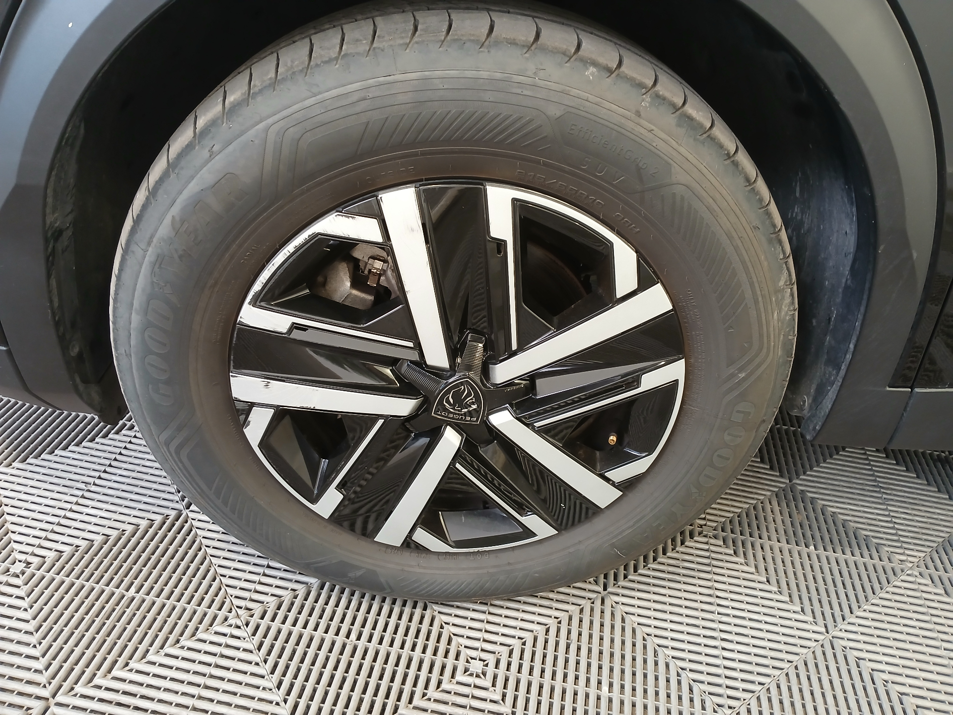 PEUGEOT 2008 Style Hybrid 145 ch e-DCS6 — expertise