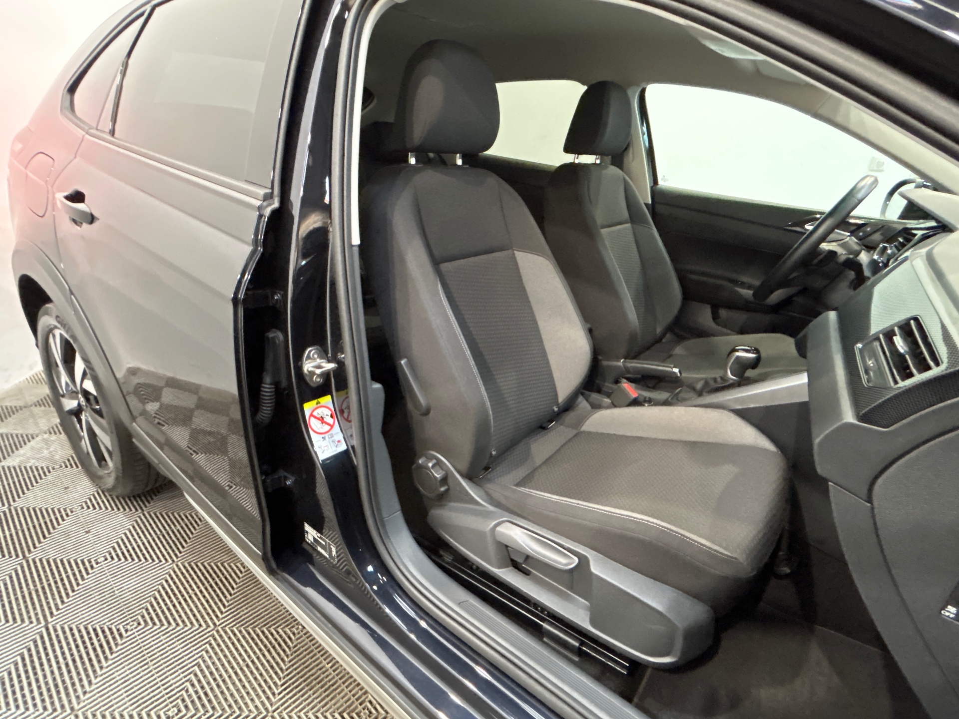 VOLKSWAGEN TAIGO TSI 115 HP LIFE DSG